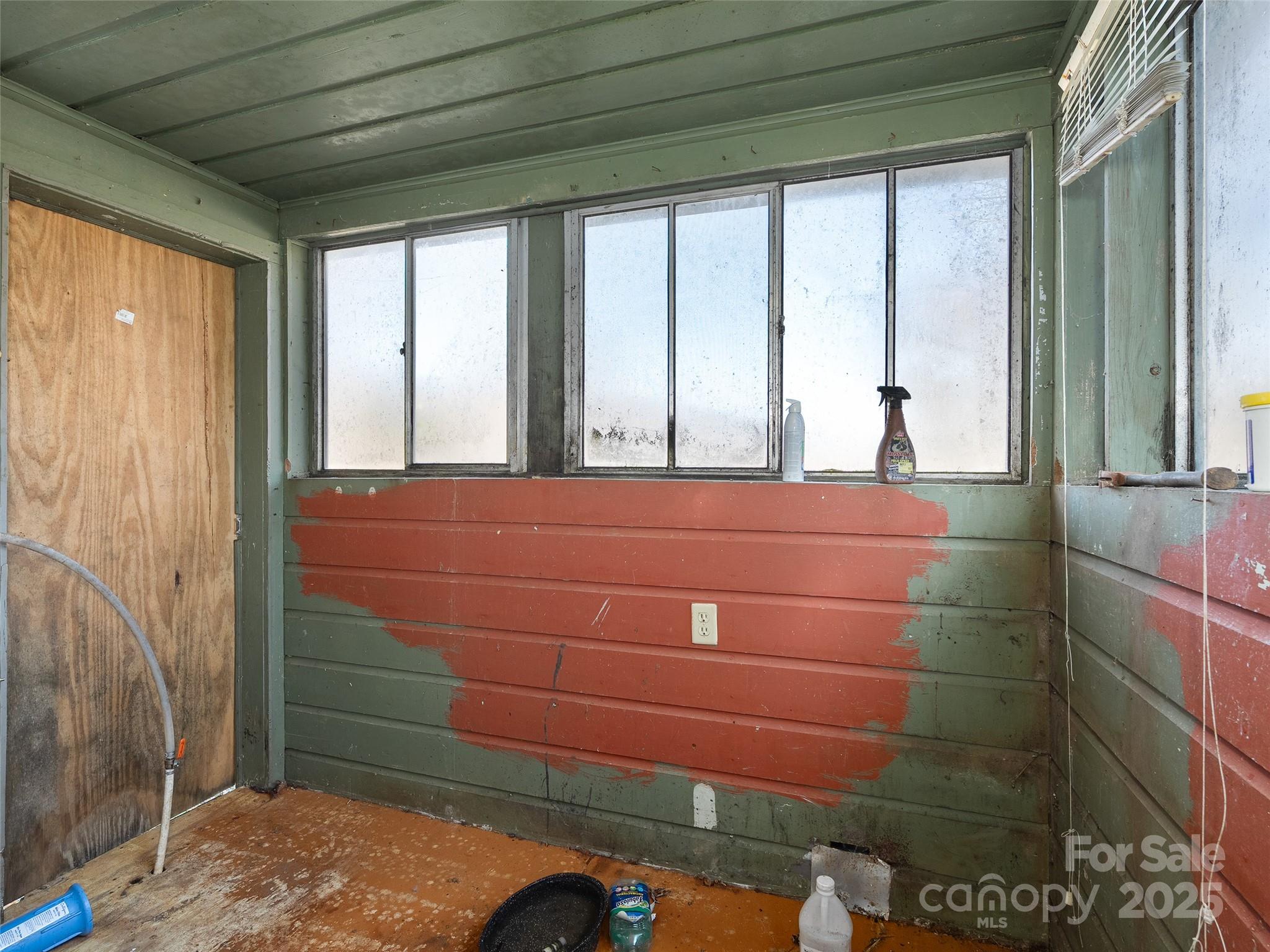 36 Lambert Lane Property Photo 10