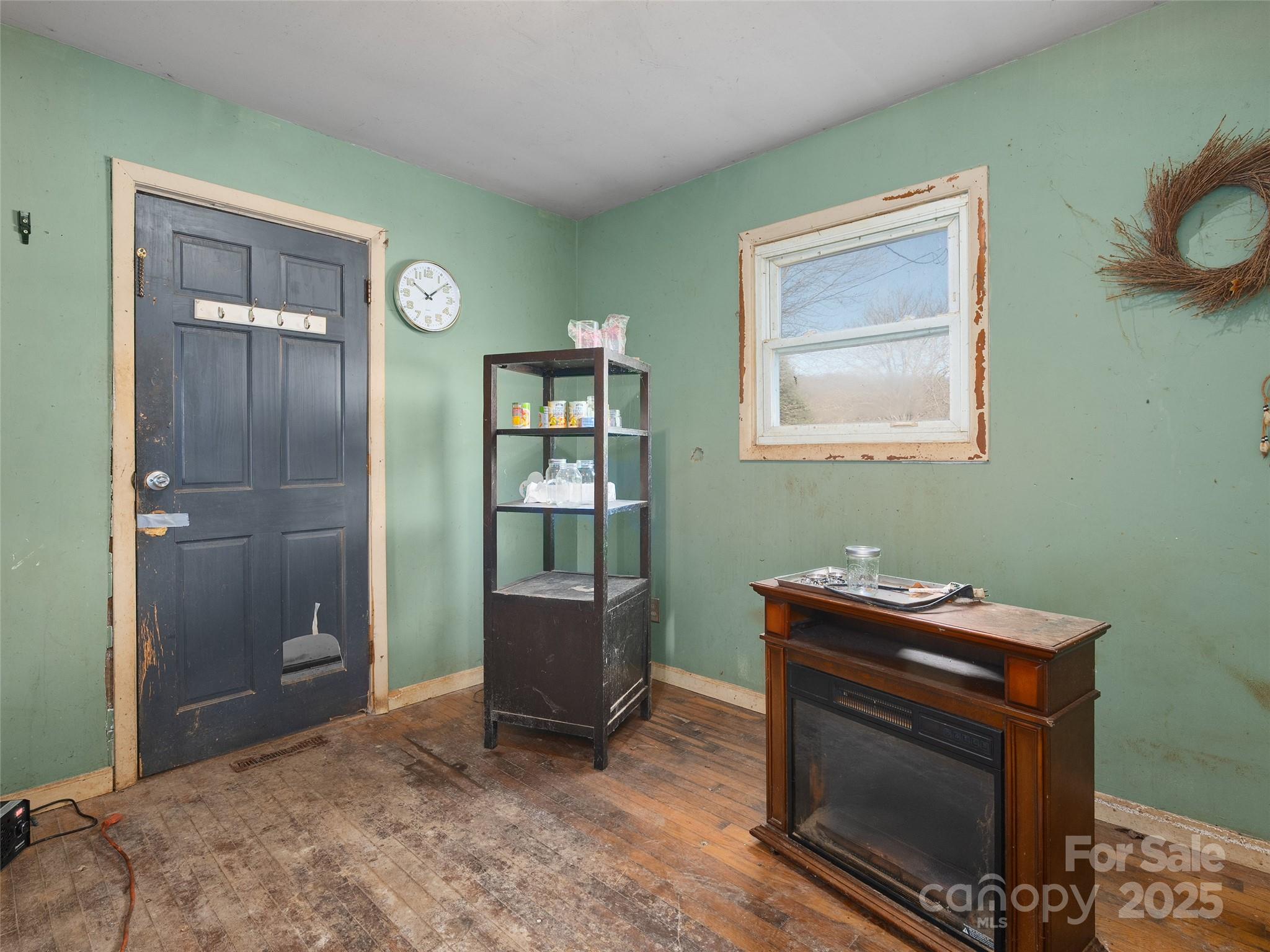 36 Lambert Lane Property Photo 12