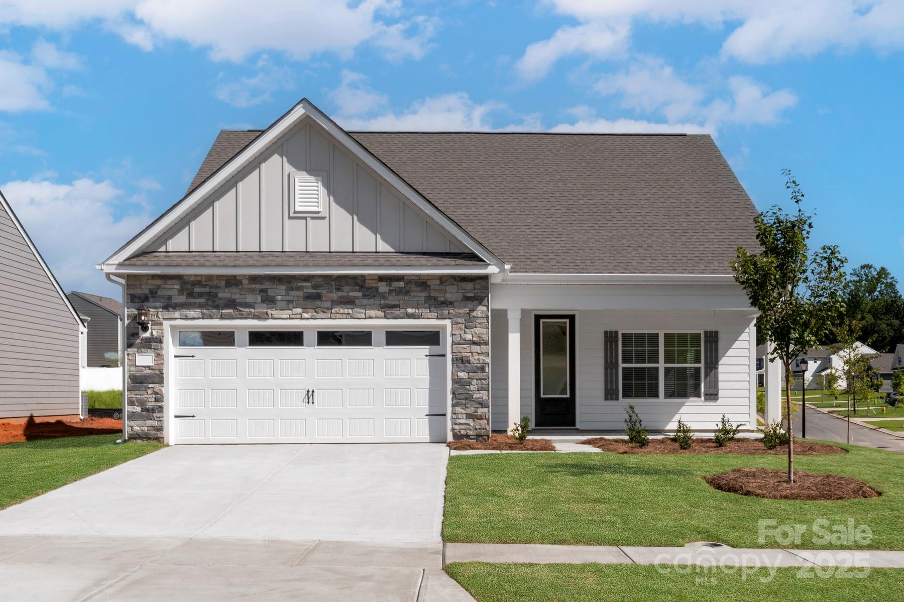 124 Rills Crossing Way Property Photo 4