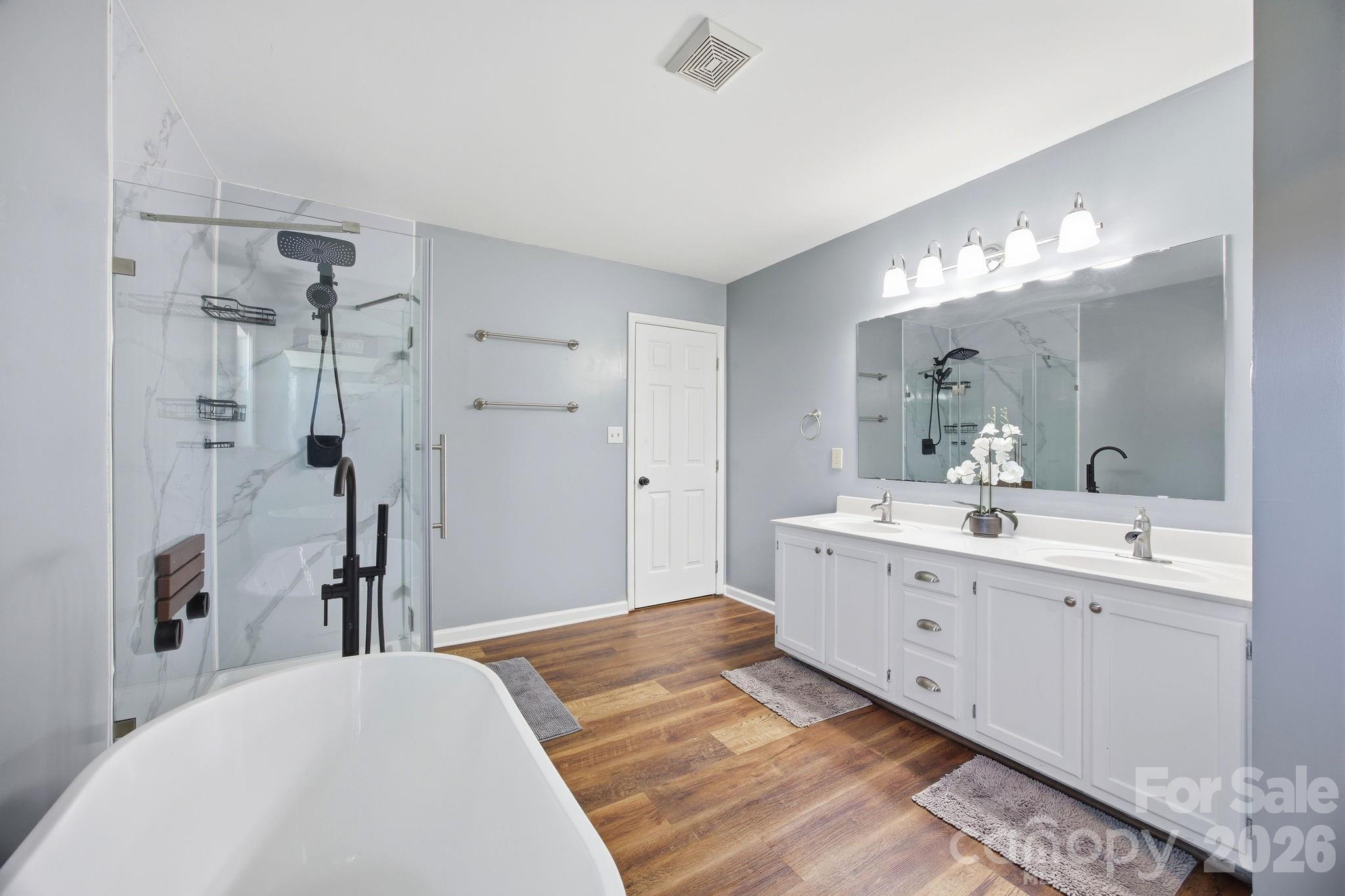 245 Castle Keep Road Property Photo 4