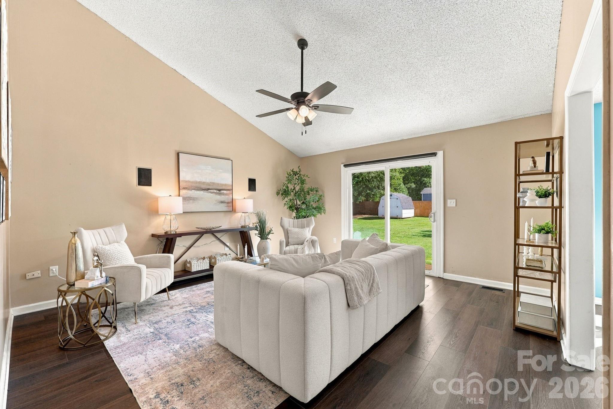 245 Castle Keep Road Property Photo 11