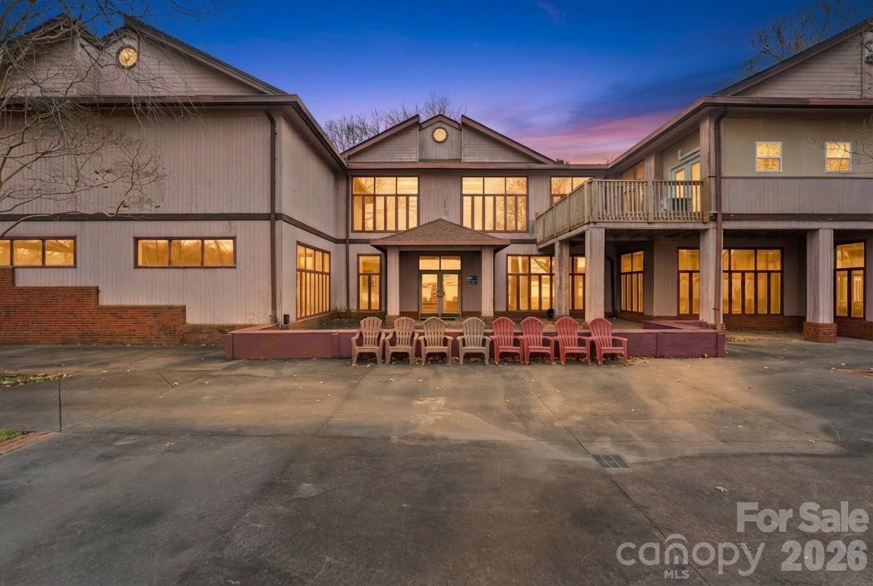 6692 Valwood Road Property Photo 2