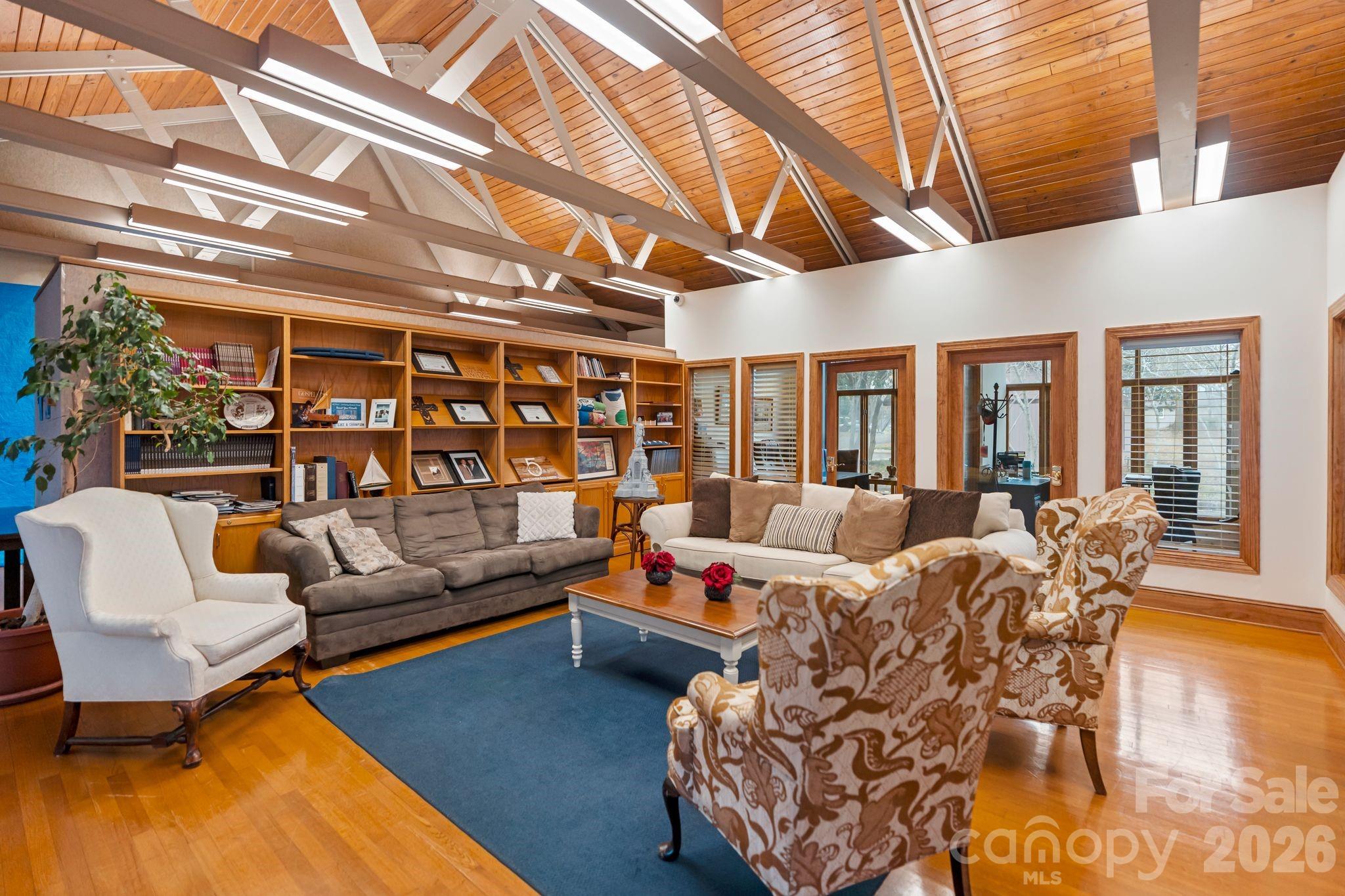 6692 Valwood Road Property Photo 11