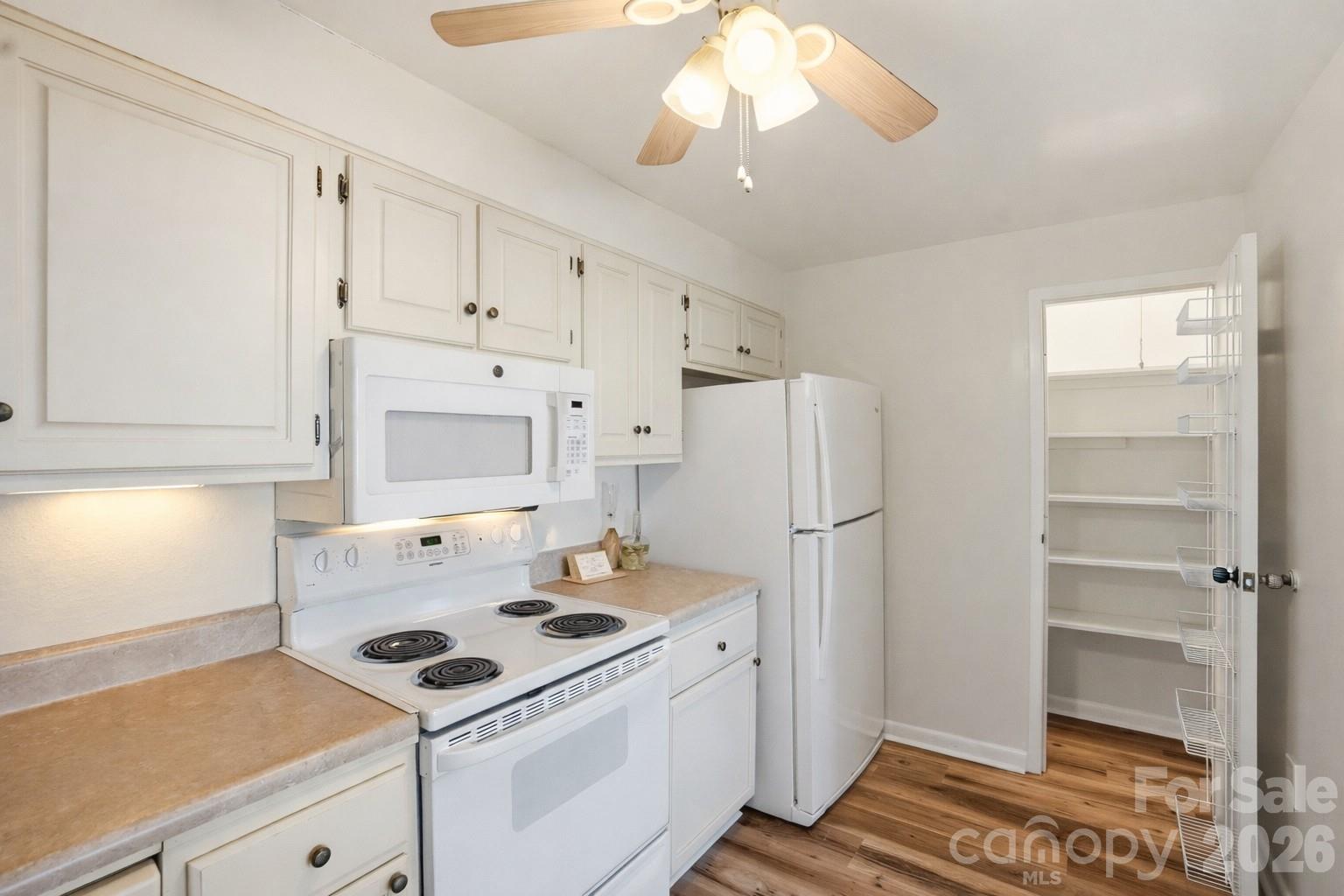1300 Reece Road 312 Property Photo 13
