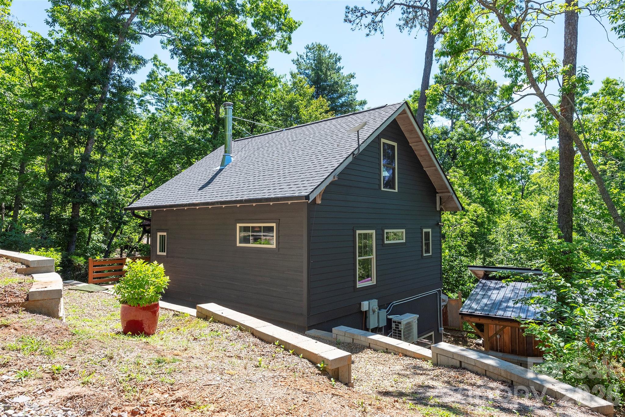 115 Bartram Way Property Photo 25