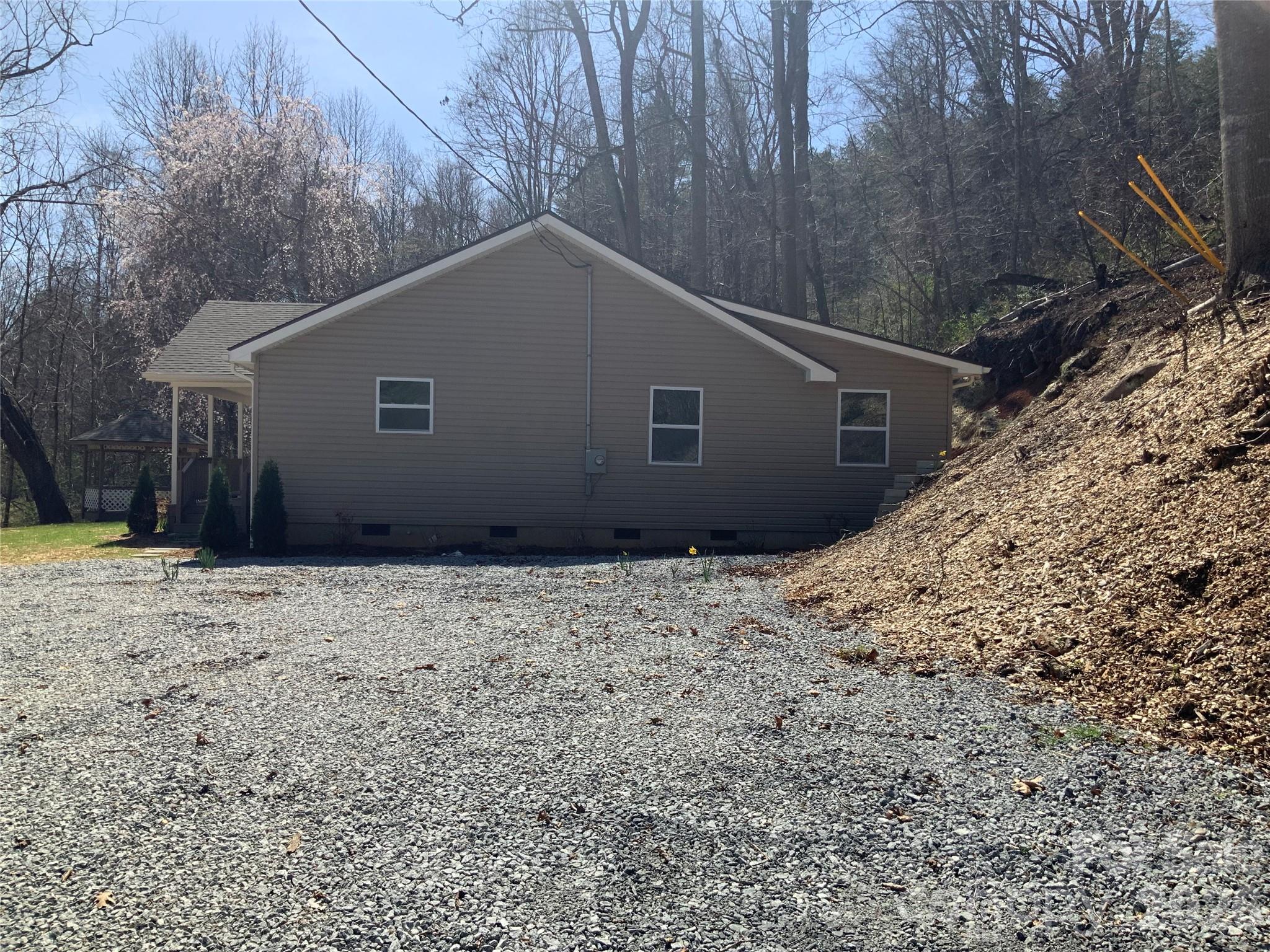 841 B Charlotte Highway Property Photo 26