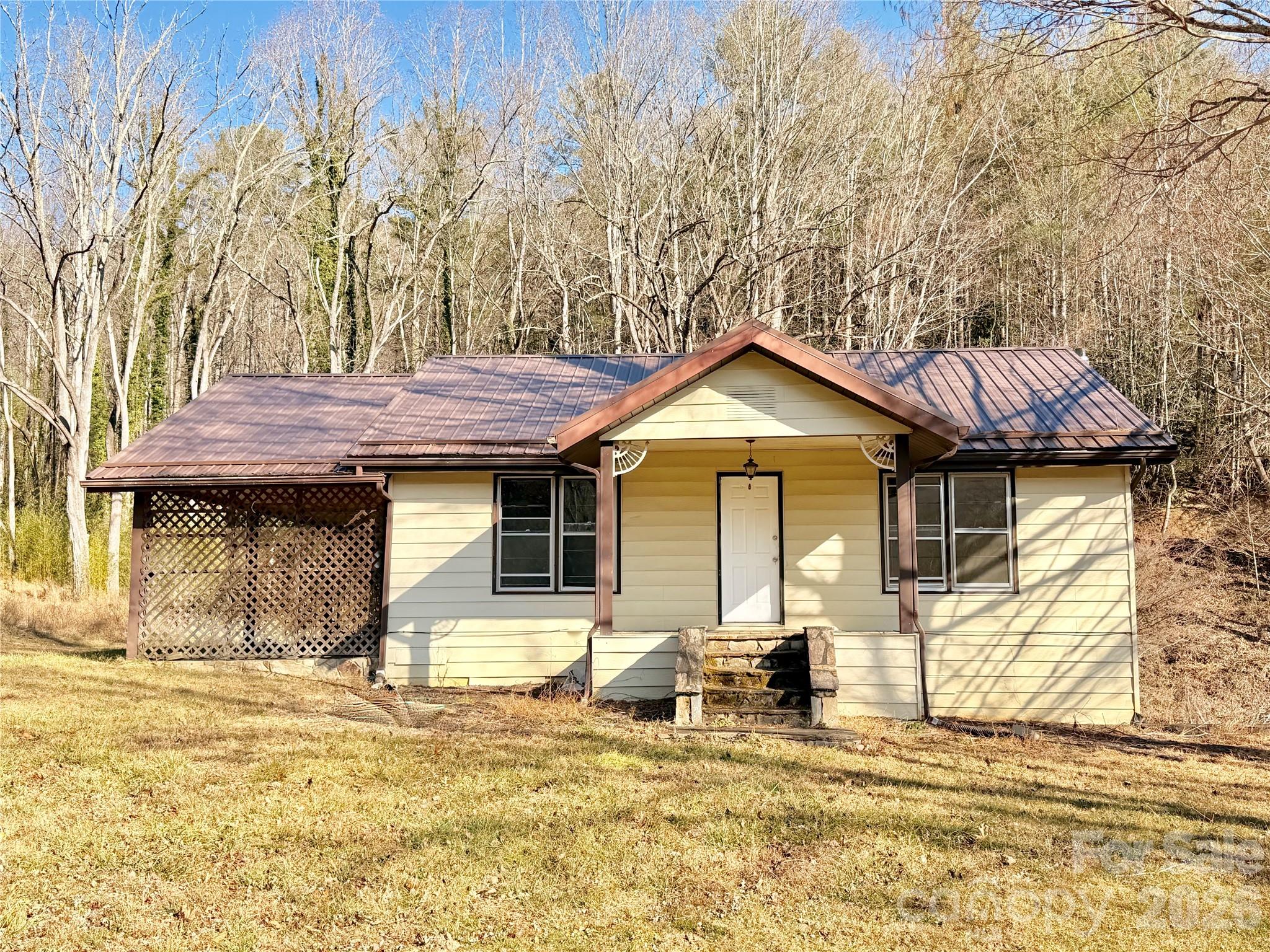 76 Ed Sneed Drive Property Photo 1