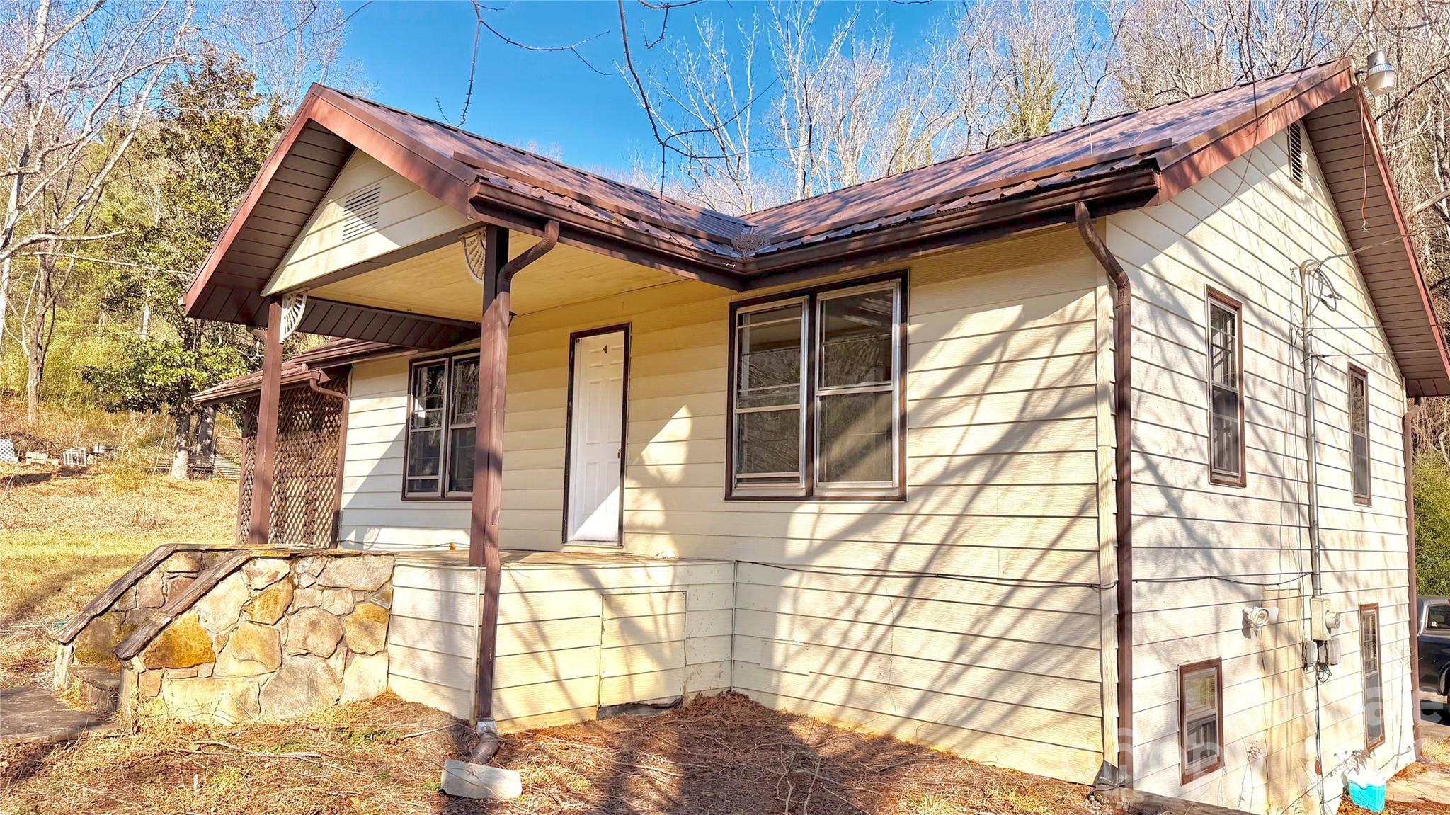 76 Ed Sneed Drive Property Photo 2