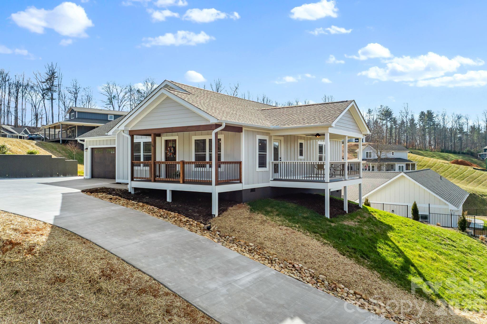 56 White Oak Place Property Photo 1
