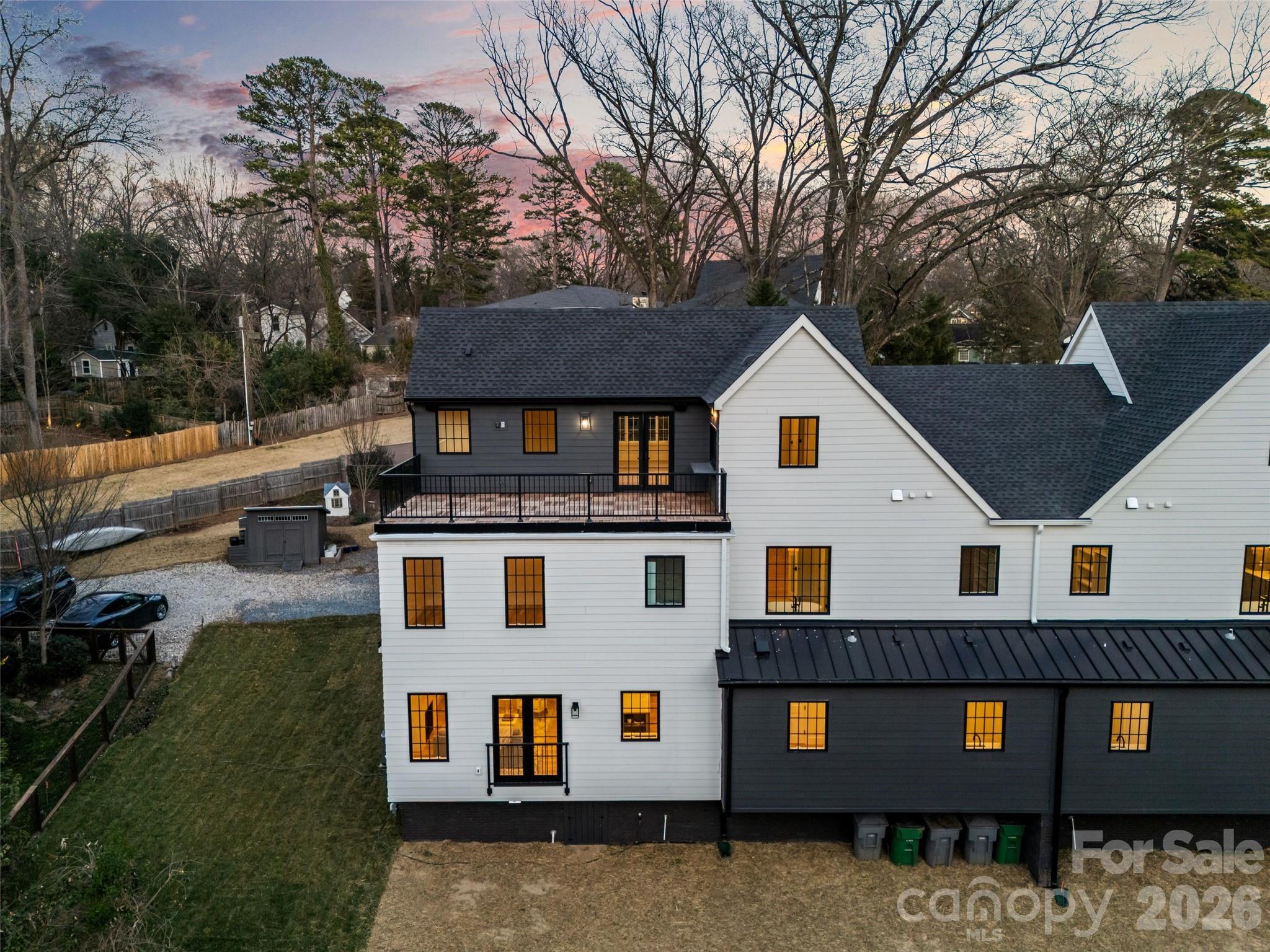 1607 Tippah Park Court Property Photo 4