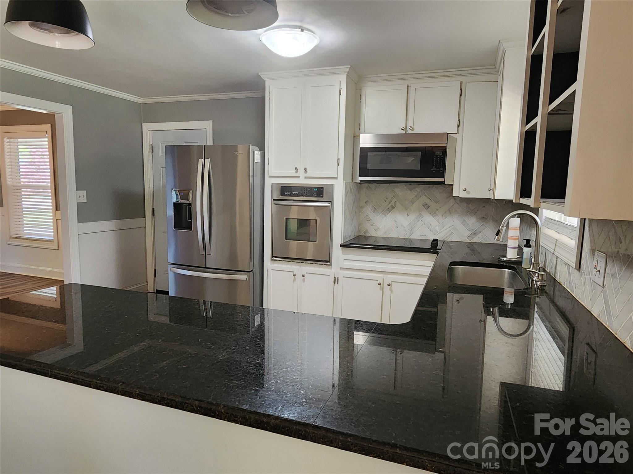 432 Virginia Avenue Property Photo 25