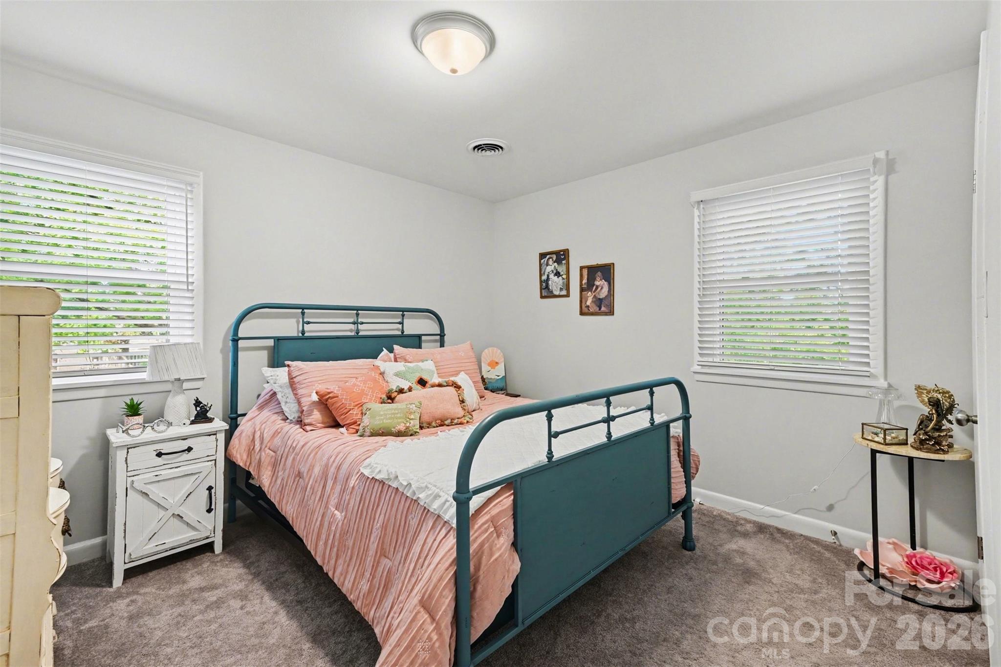 130 Cherokee Lane Property Photo 15