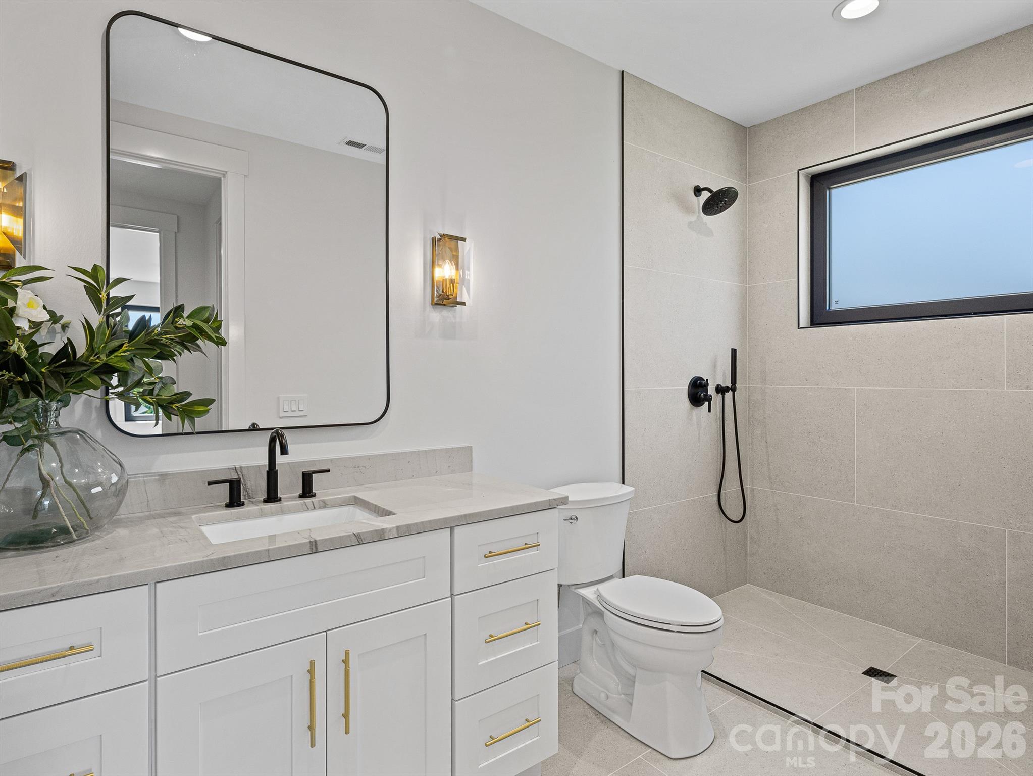 413 Big Hill Drive 85 Property Photo 16