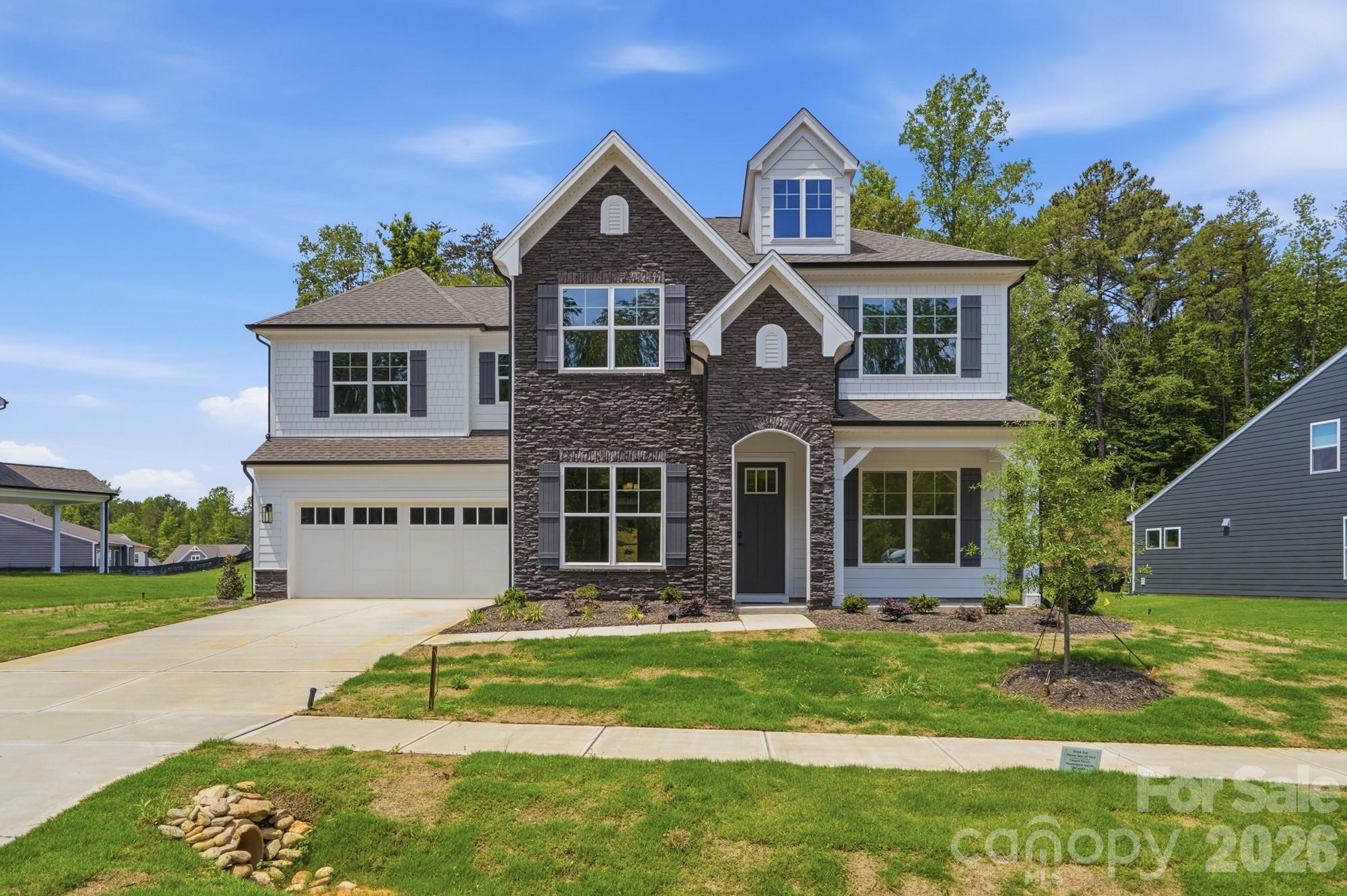 5076 McLaughlin Loop Property Photo 1