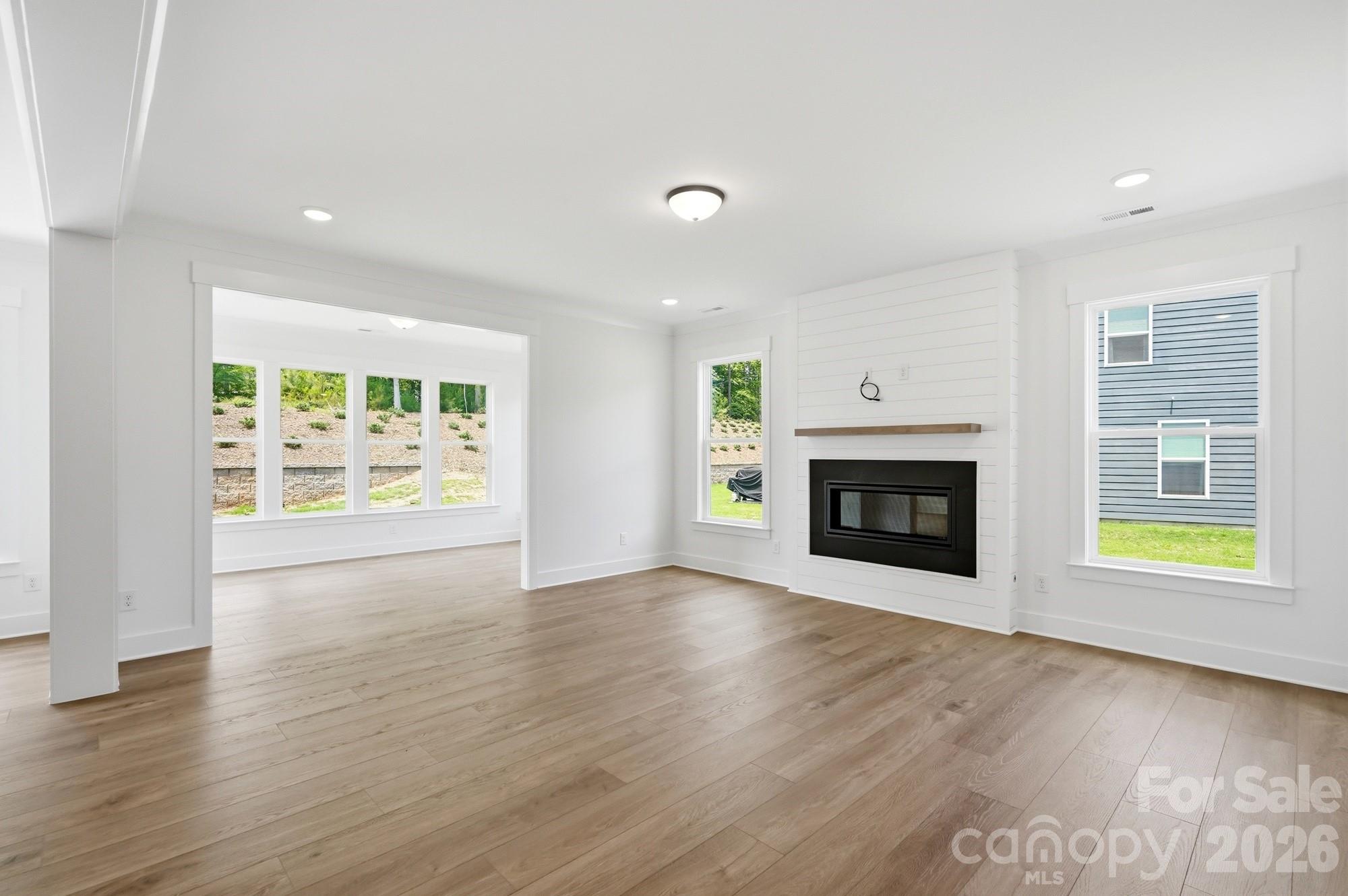 5076 Mclaughlin Loop Property Photo 10