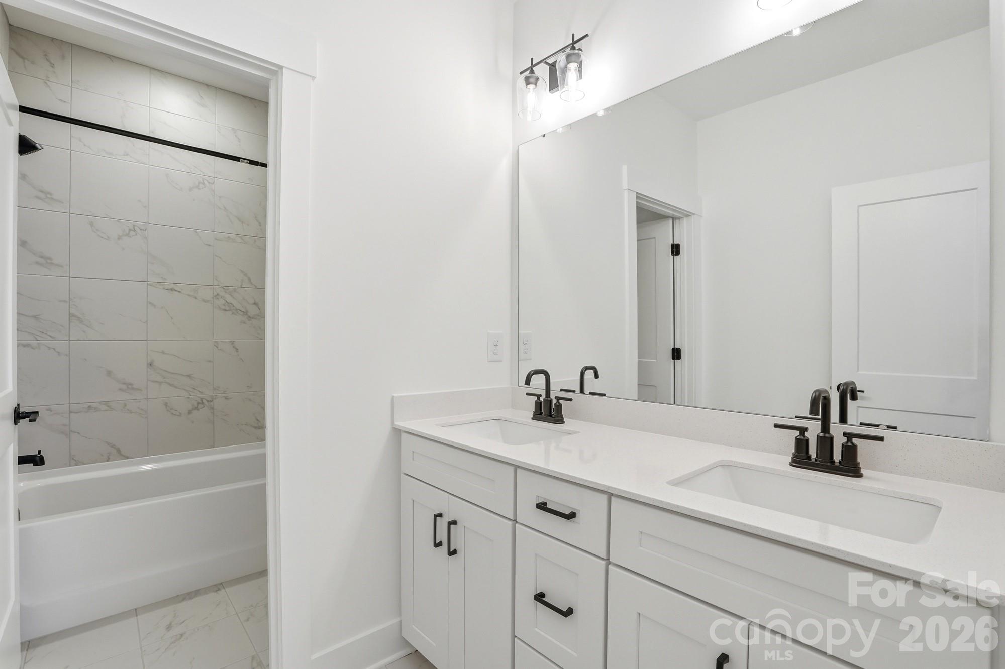 5076 Mclaughlin Loop Property Photo 44