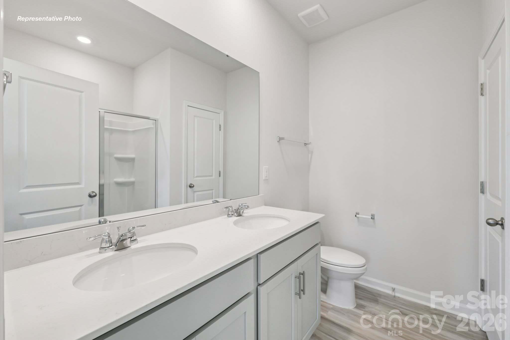 552 Dazzle Loop Property Photo 18