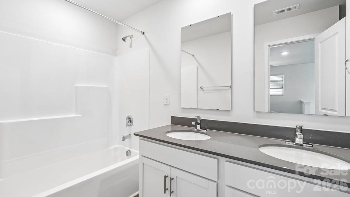 552 Dazzle Loop Property Photo 20
