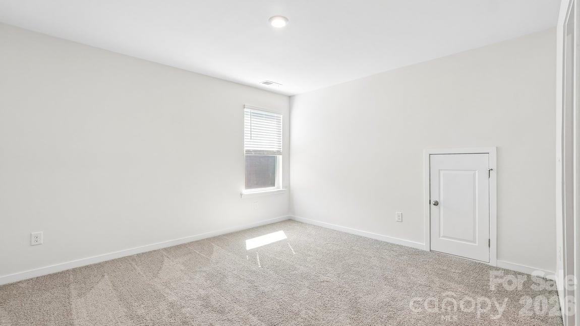 552 Dazzle Loop Property Photo 27