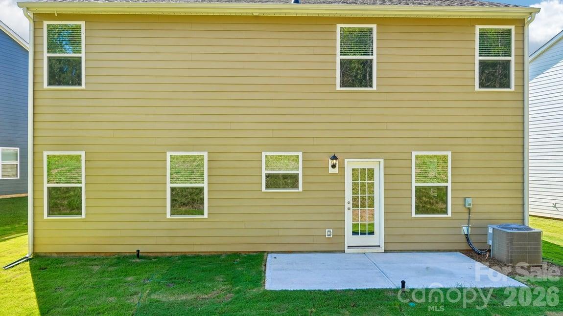 552 Dazzle Loop Property Photo 33