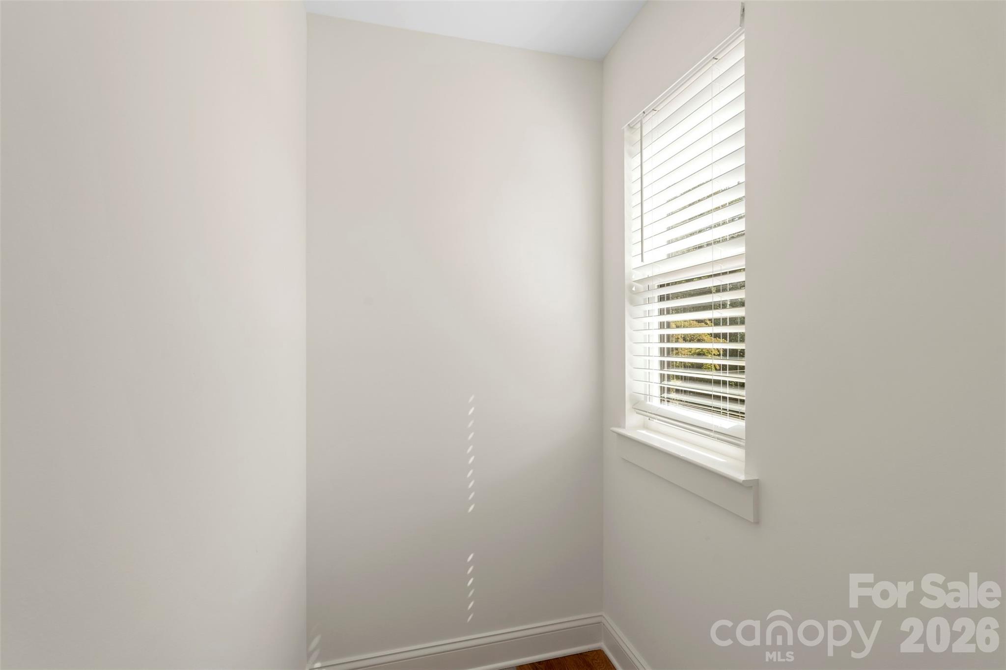 2110 Bombay Way Property Photo 34