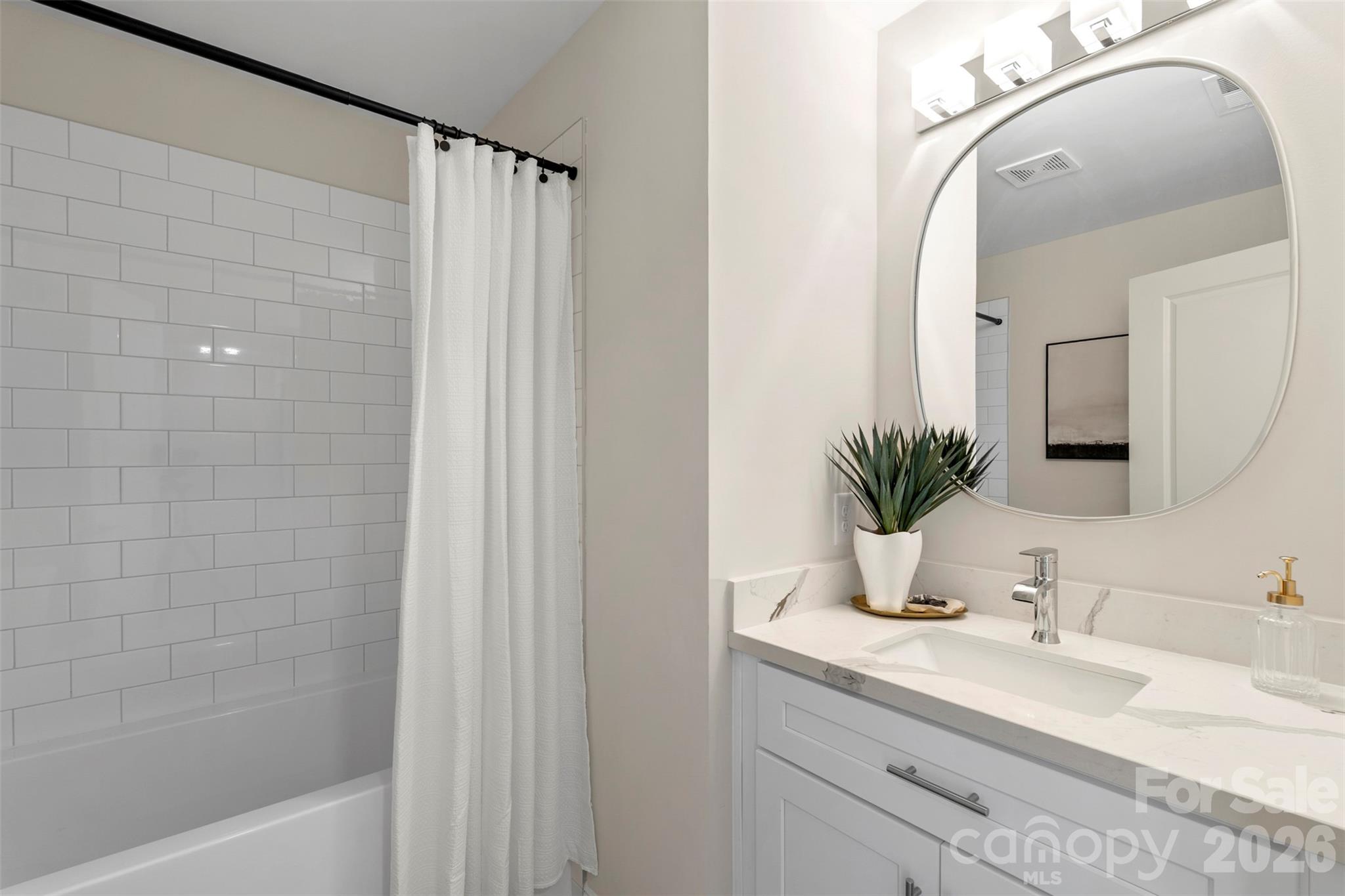 2118 Bombay Way Property Photo 39