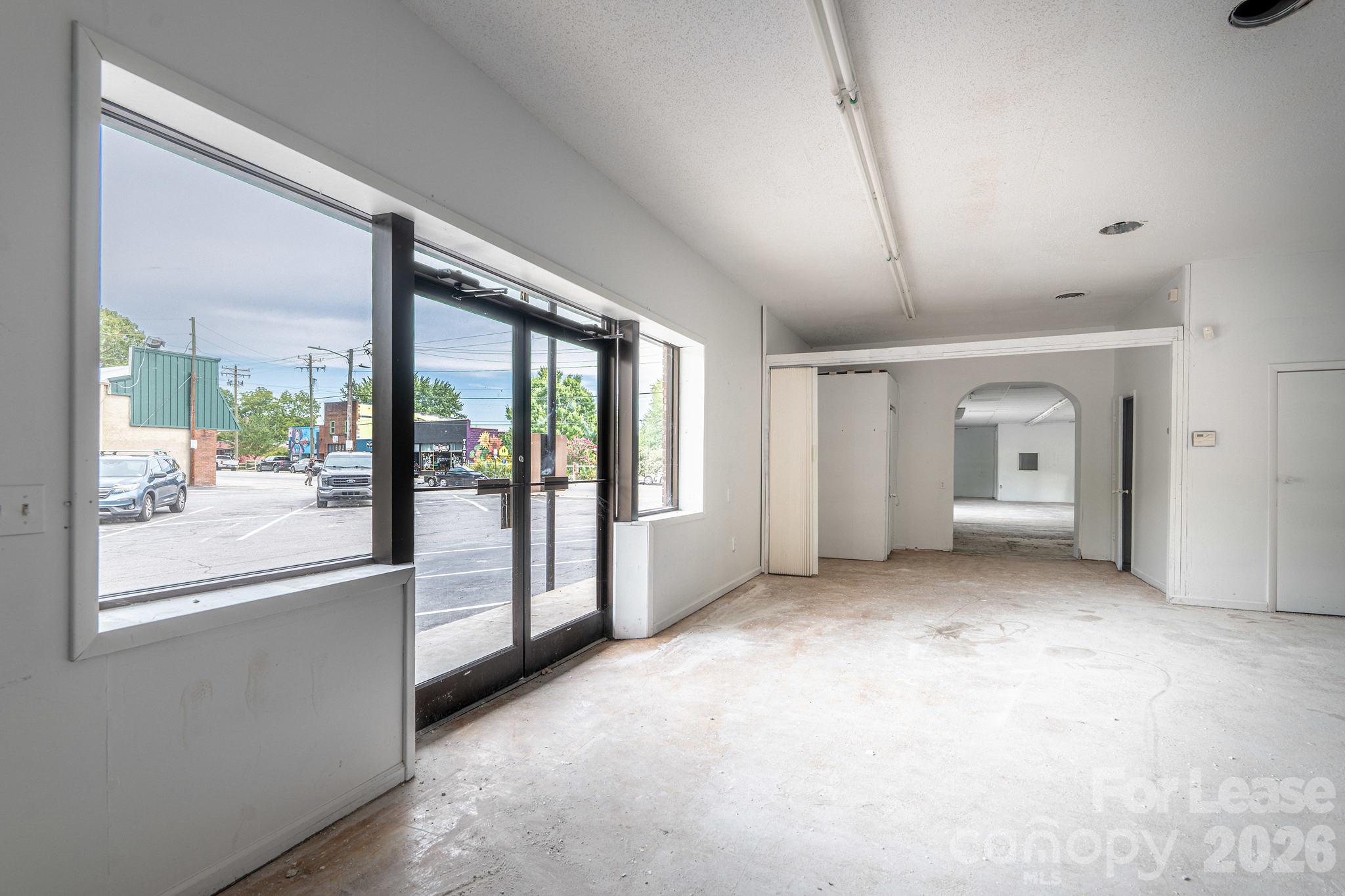 619 Haywood Road Property Photo 8