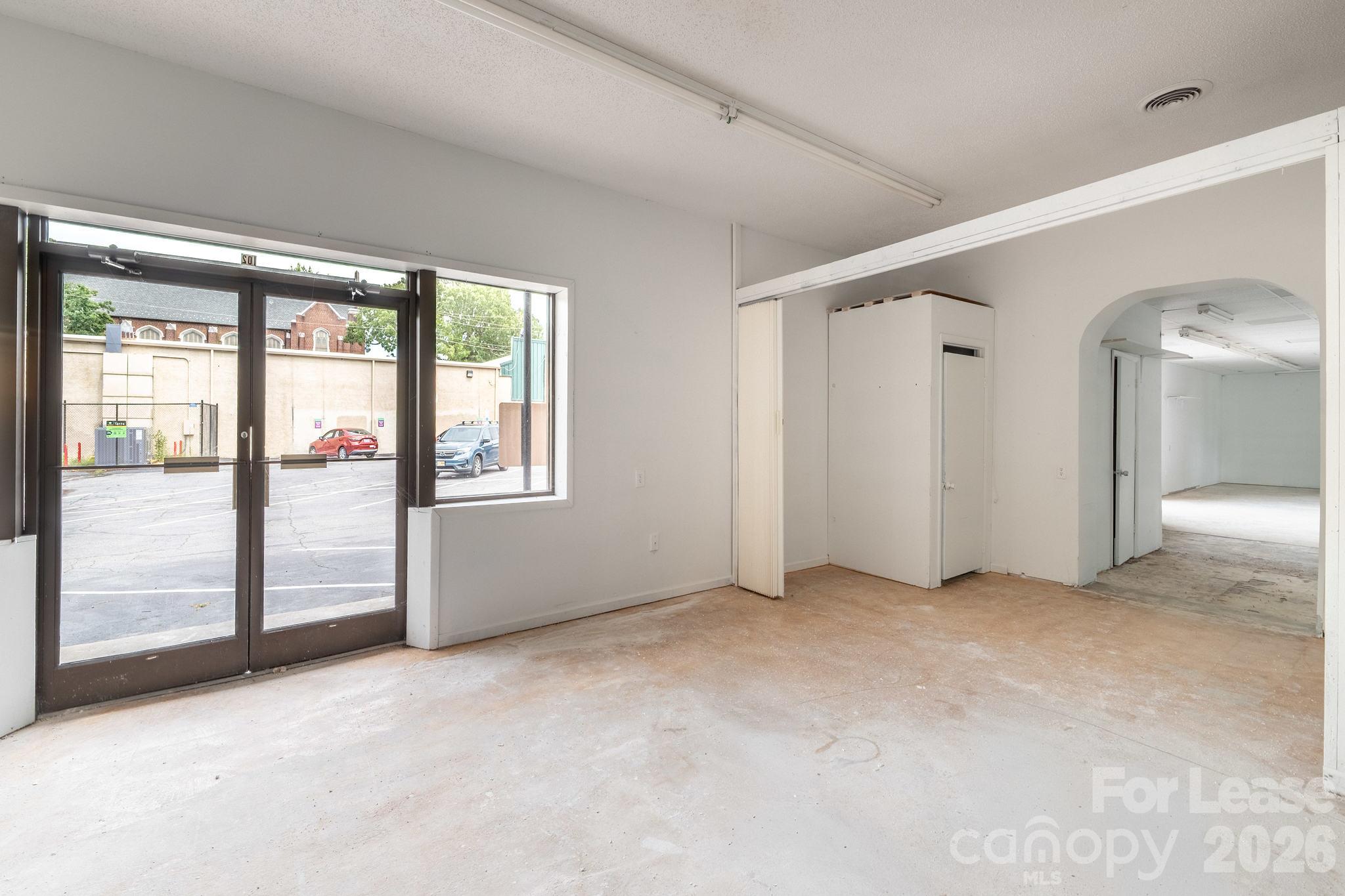 619 Haywood Road Property Photo 9