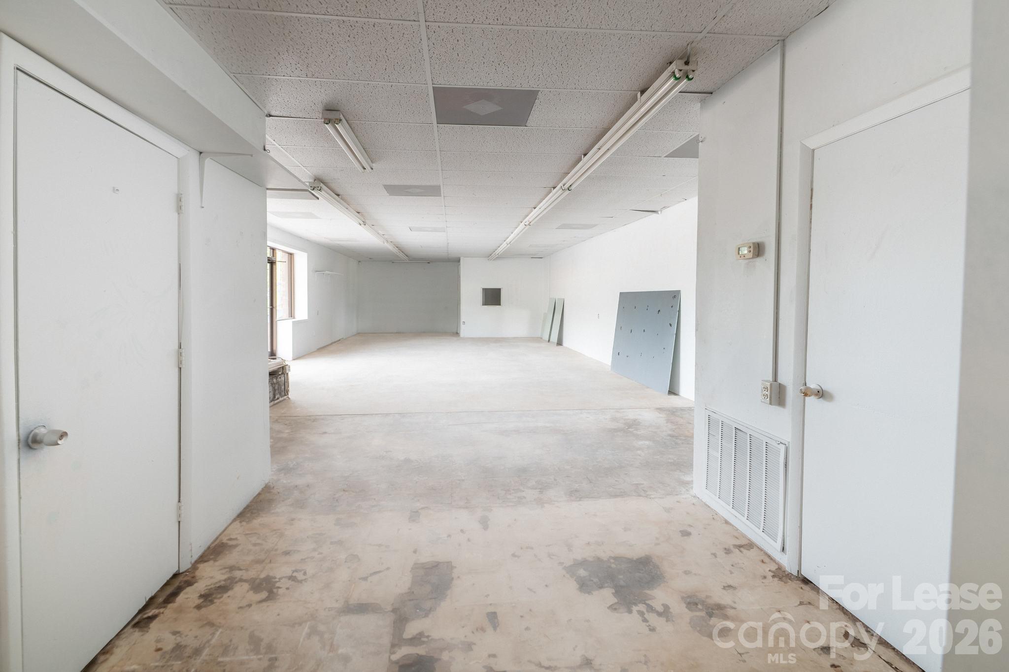 619 Haywood Road Property Photo 15