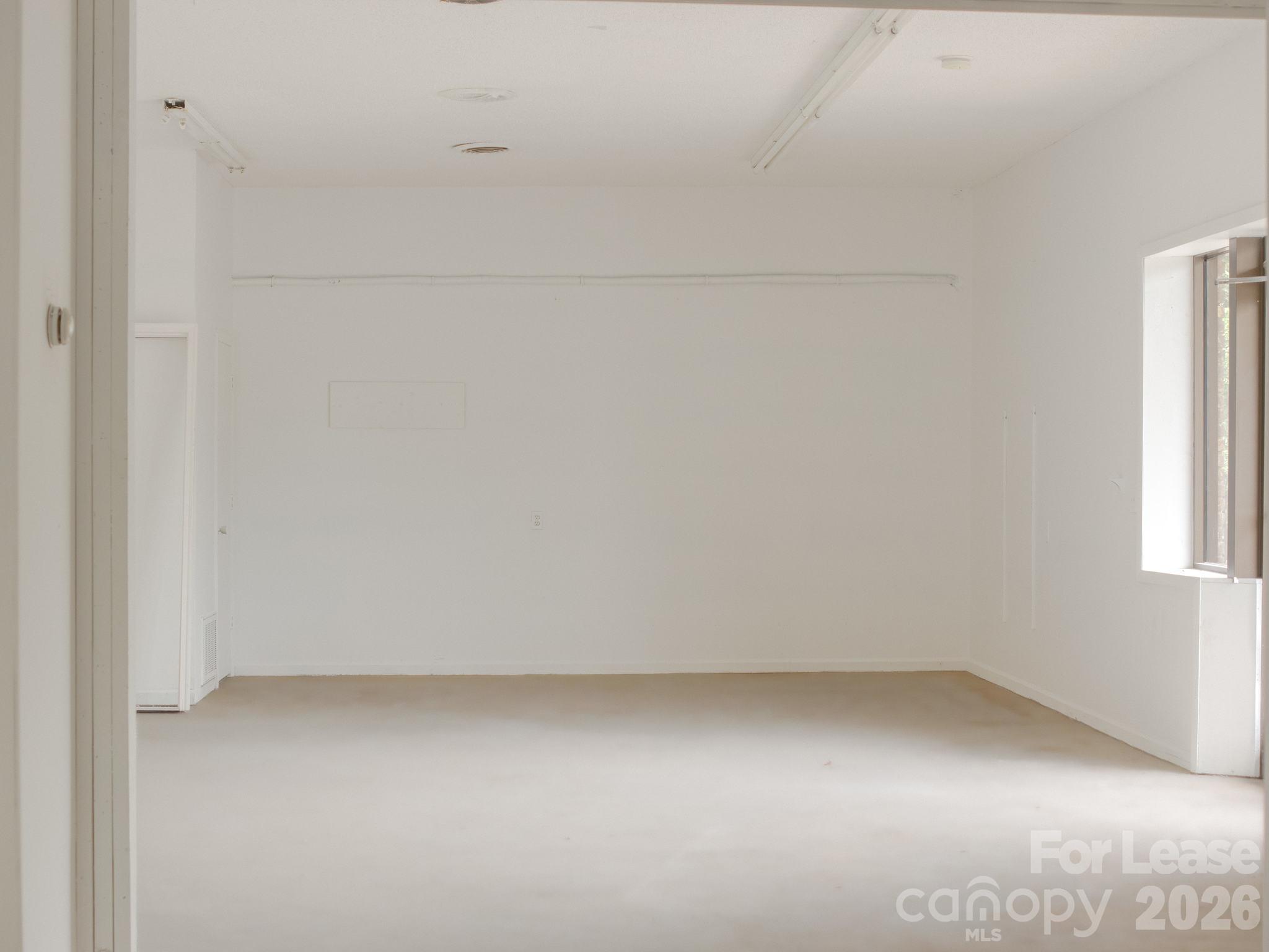 619 Haywood Road Property Photo 17
