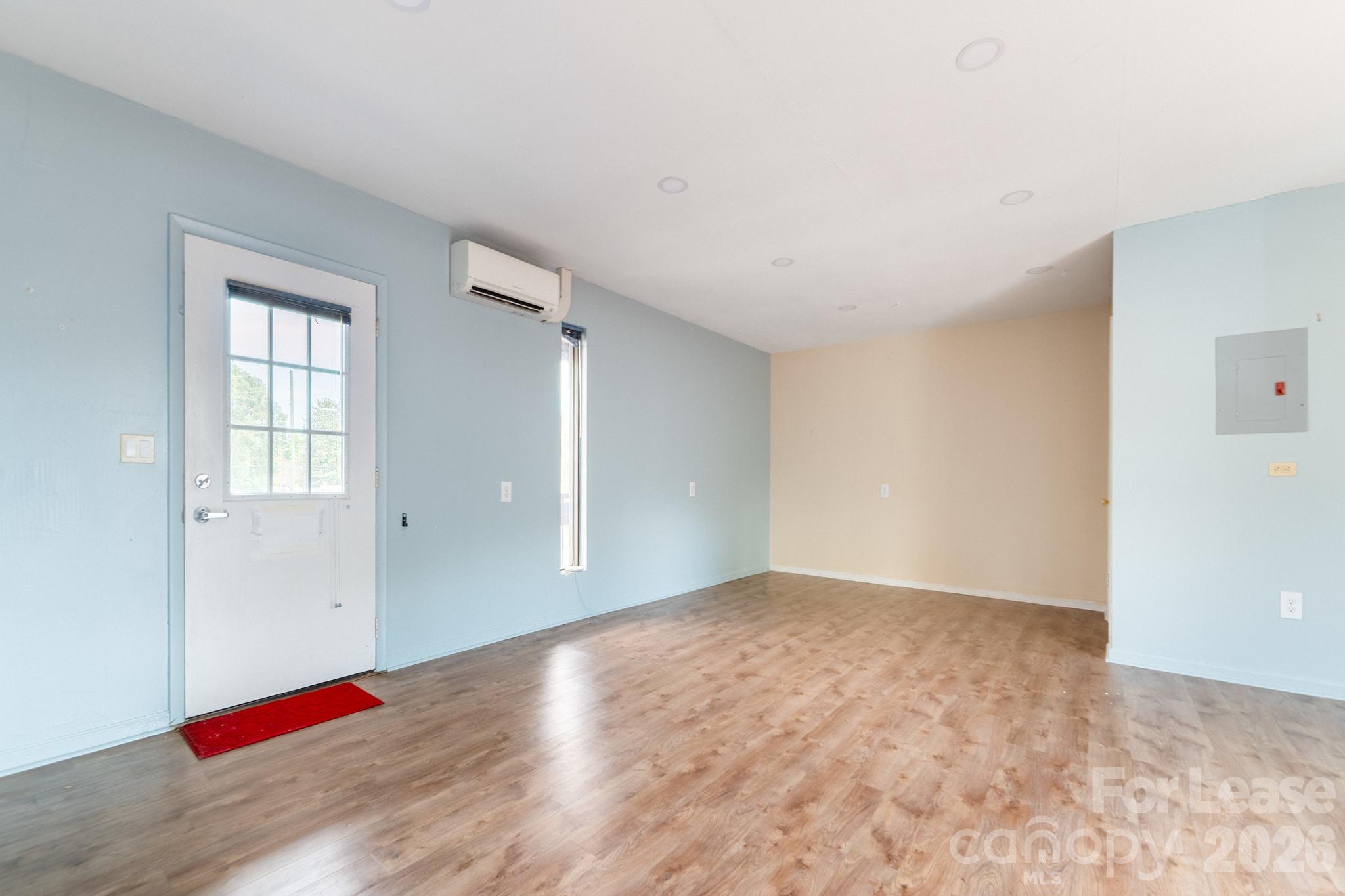 619 Haywood Road Property Photo 19