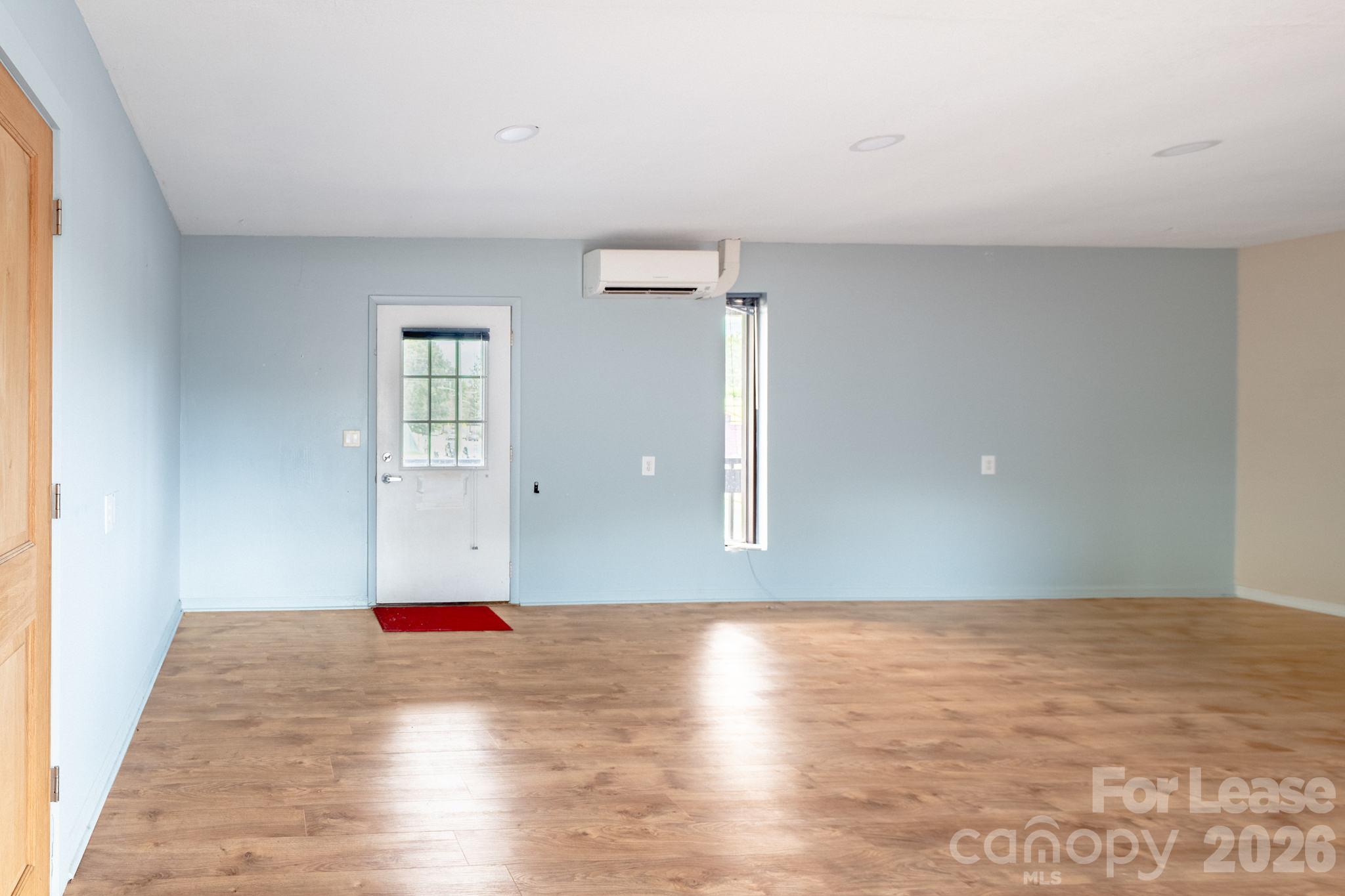 619 Haywood Road Property Photo 20