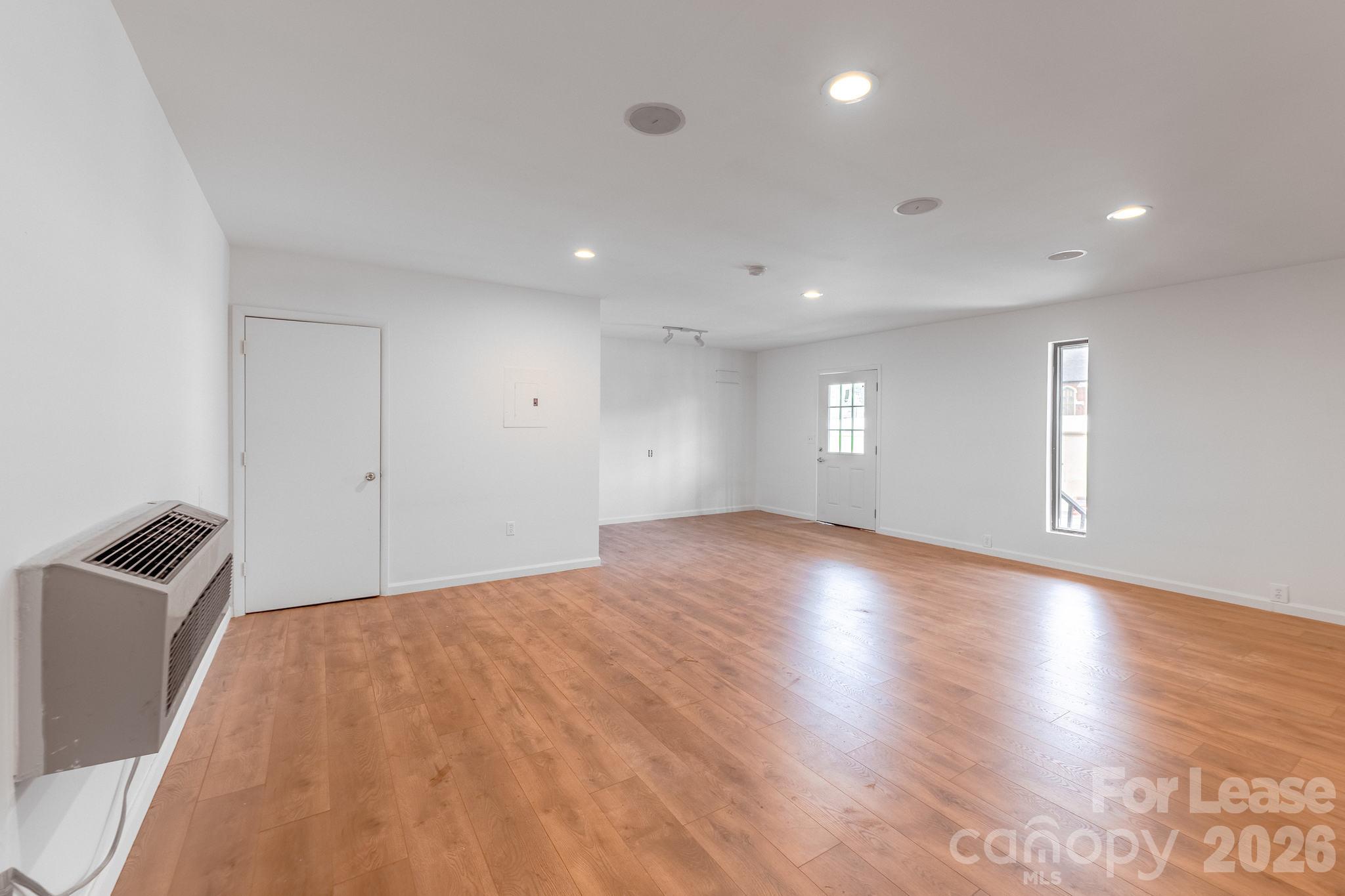 619 Haywood Road Property Photo 28