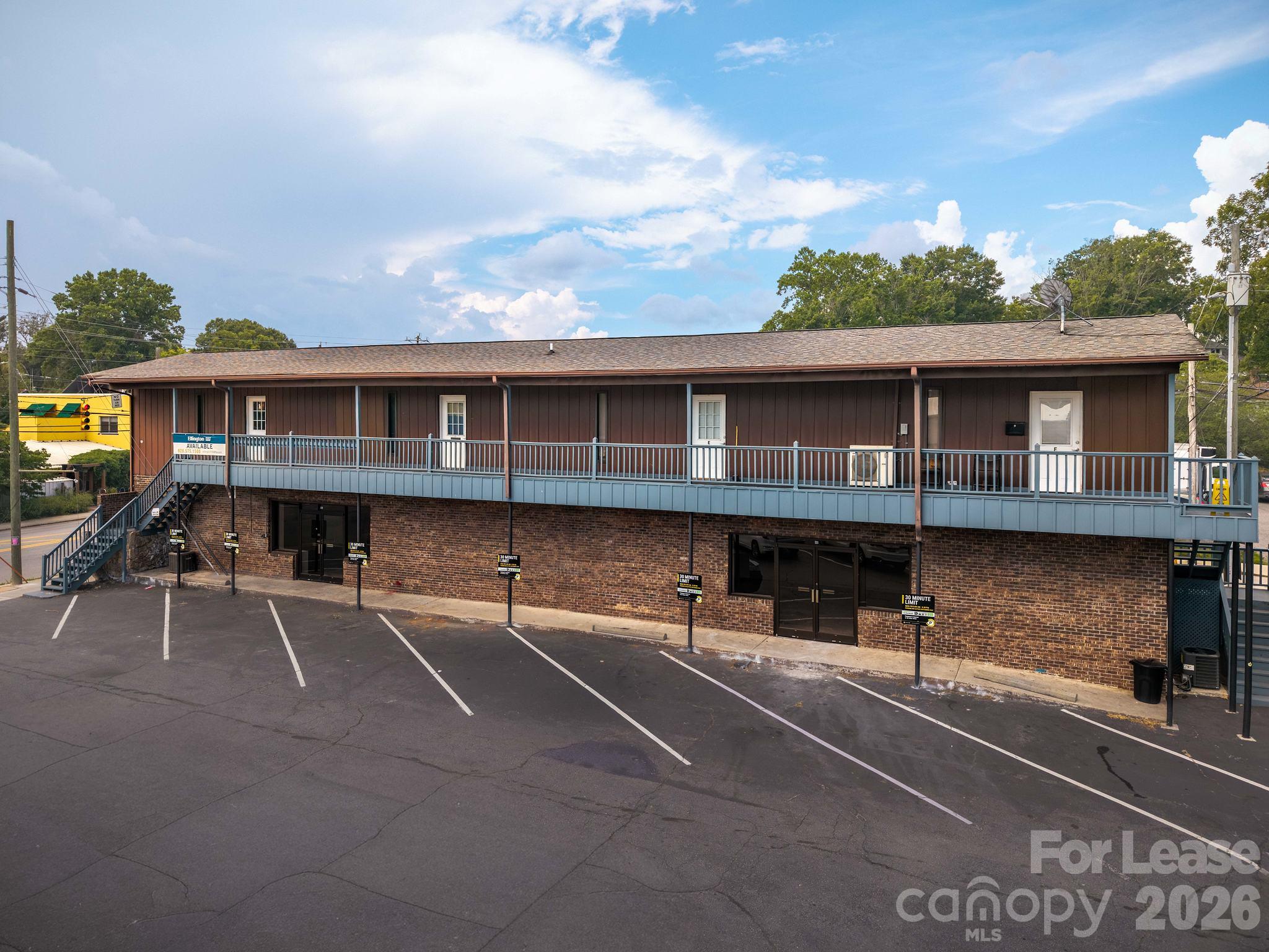 619 Haywood Road Property Photo 39