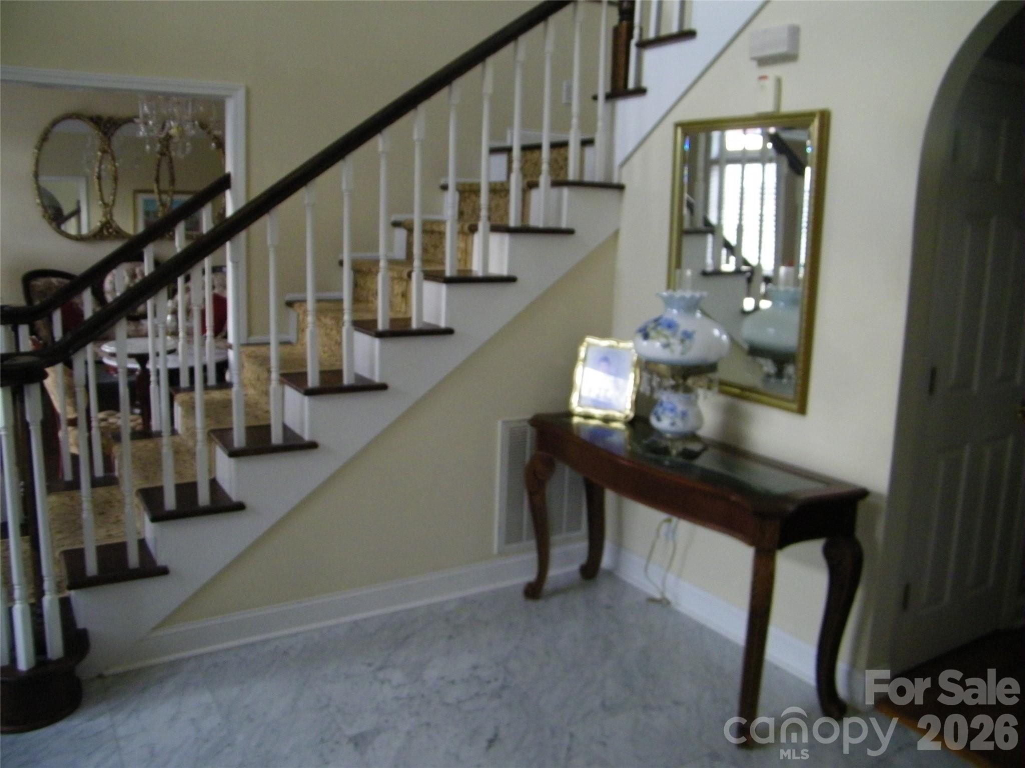 509 E Main Street Property Photo 24