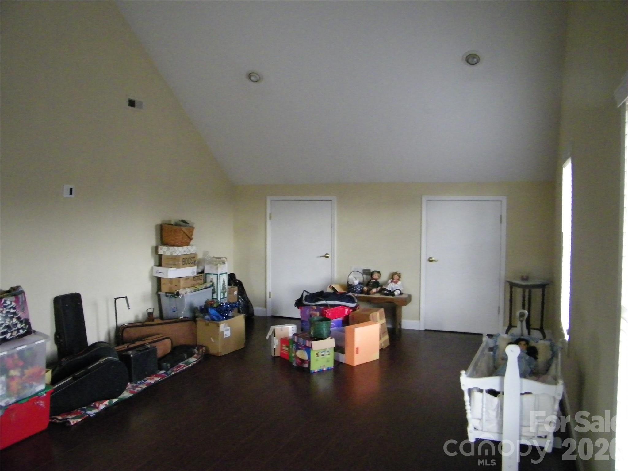 509 E Main Street Property Photo 28