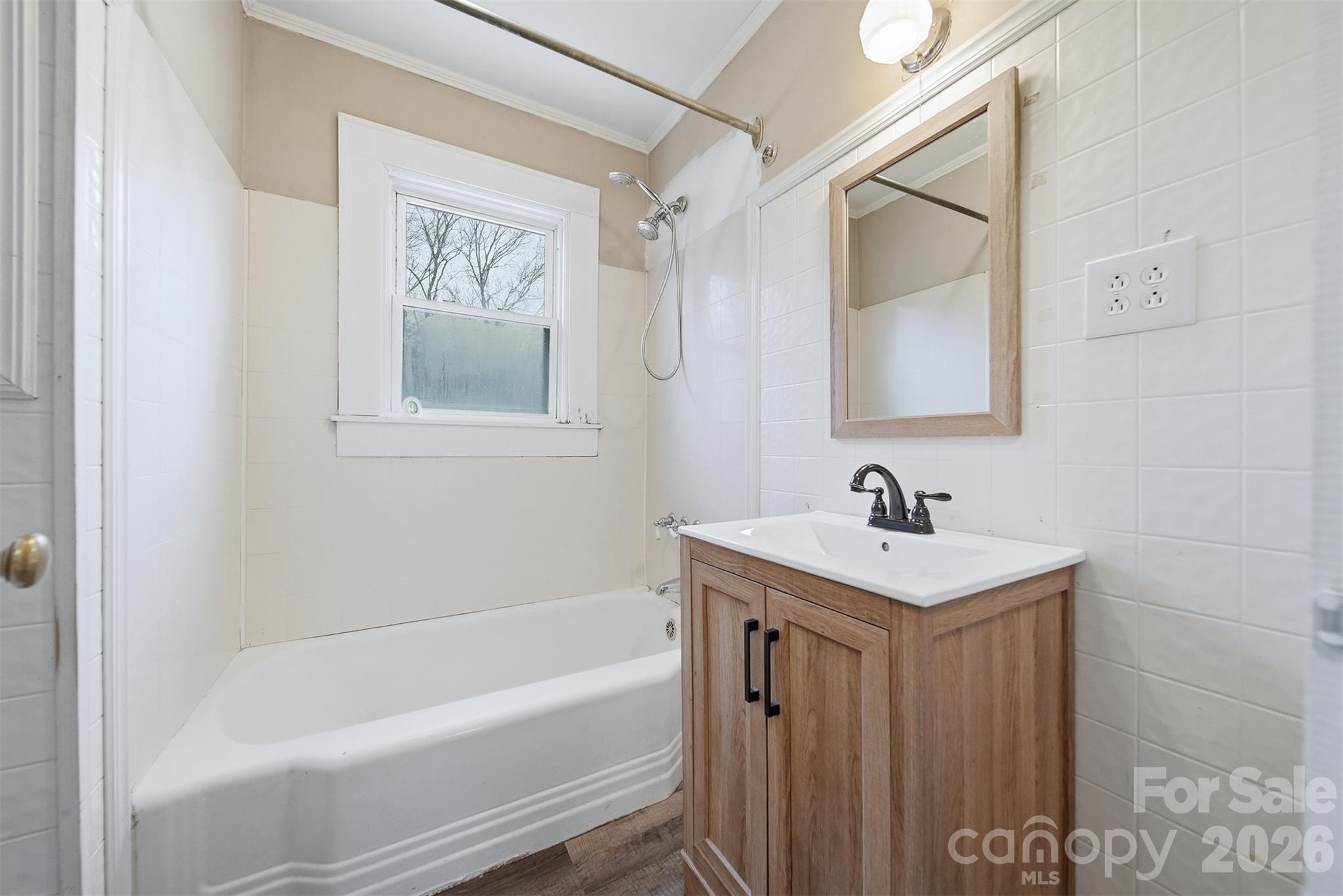 2036 4th Street Property Photo 6