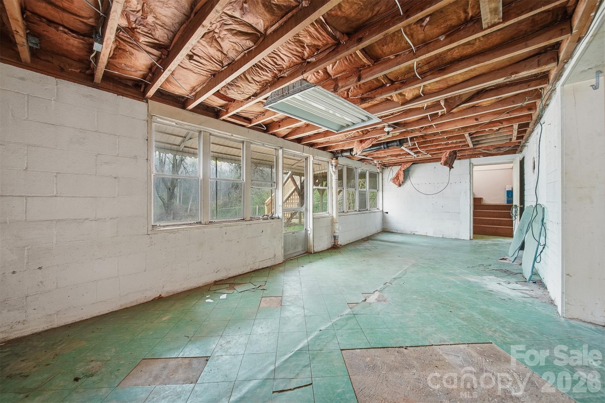 2036 4th Street Property Photo 24