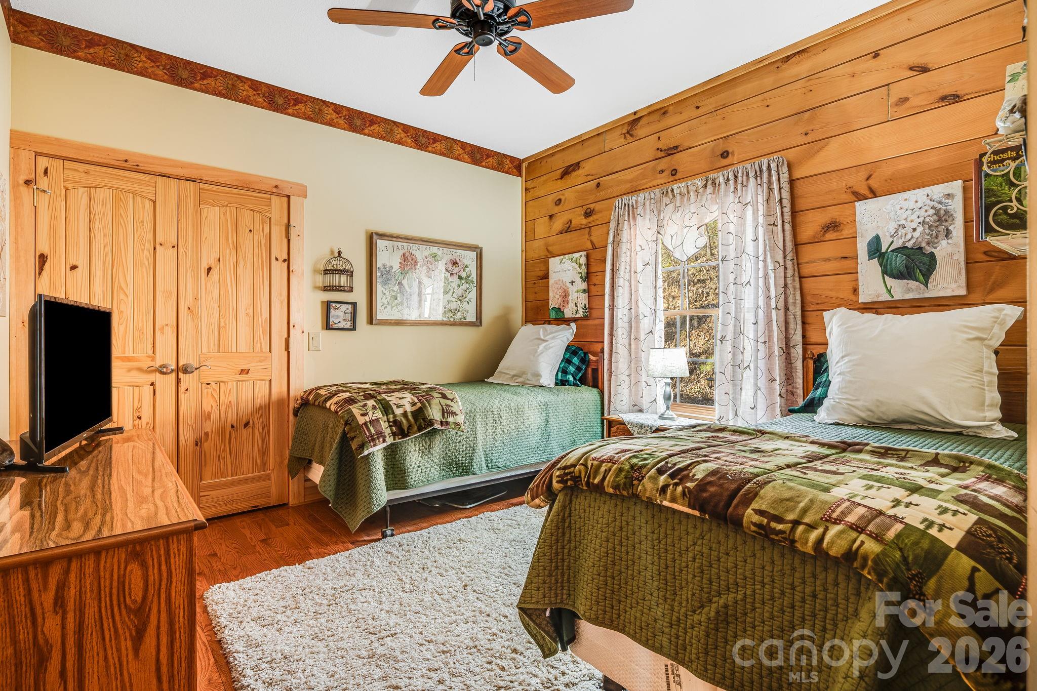158 Raven Boulevard Property Photo 20