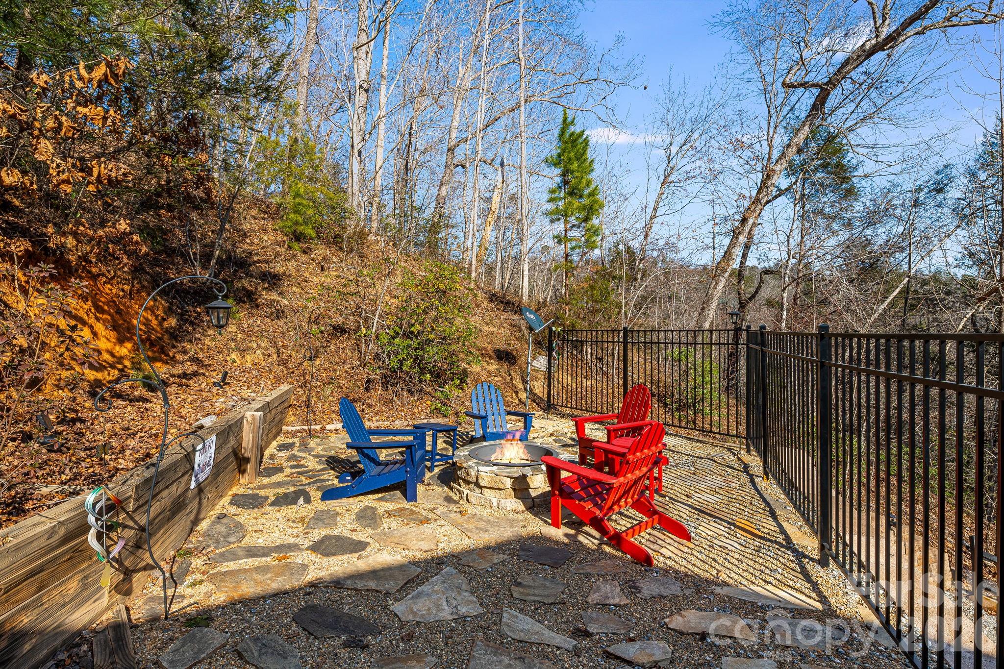 158 Raven Boulevard Property Photo 32