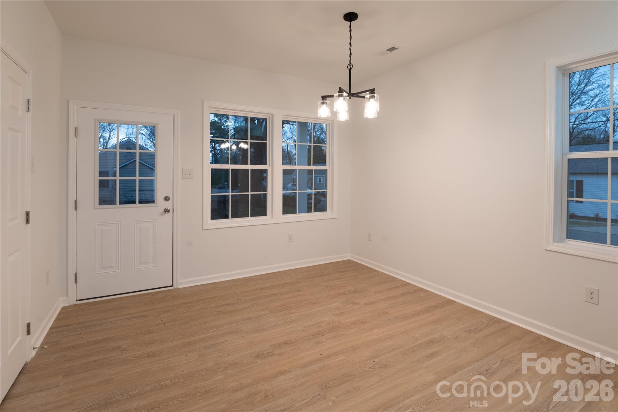 117 Rollins Street Property Photo 9