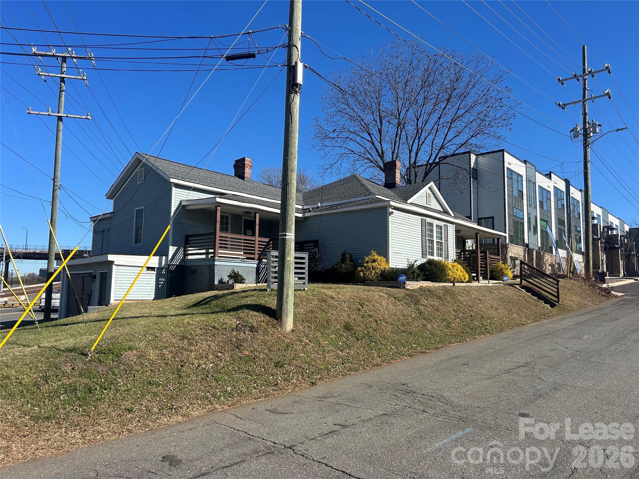 401 Charles Avenue Property Photo 2