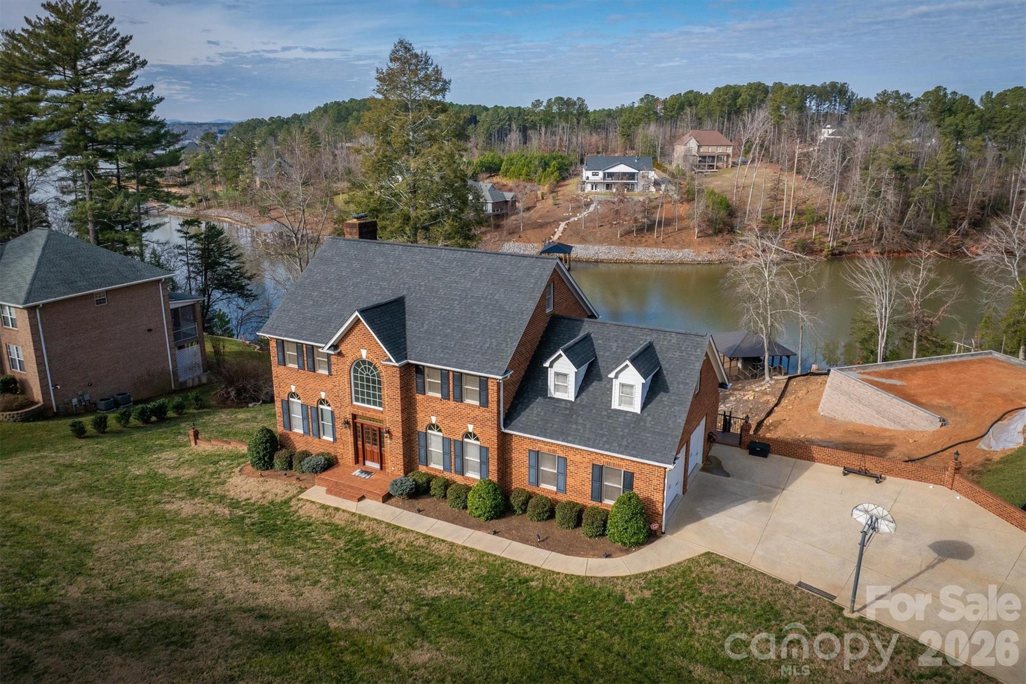 46 Mariners Point Lane Property Photo 2