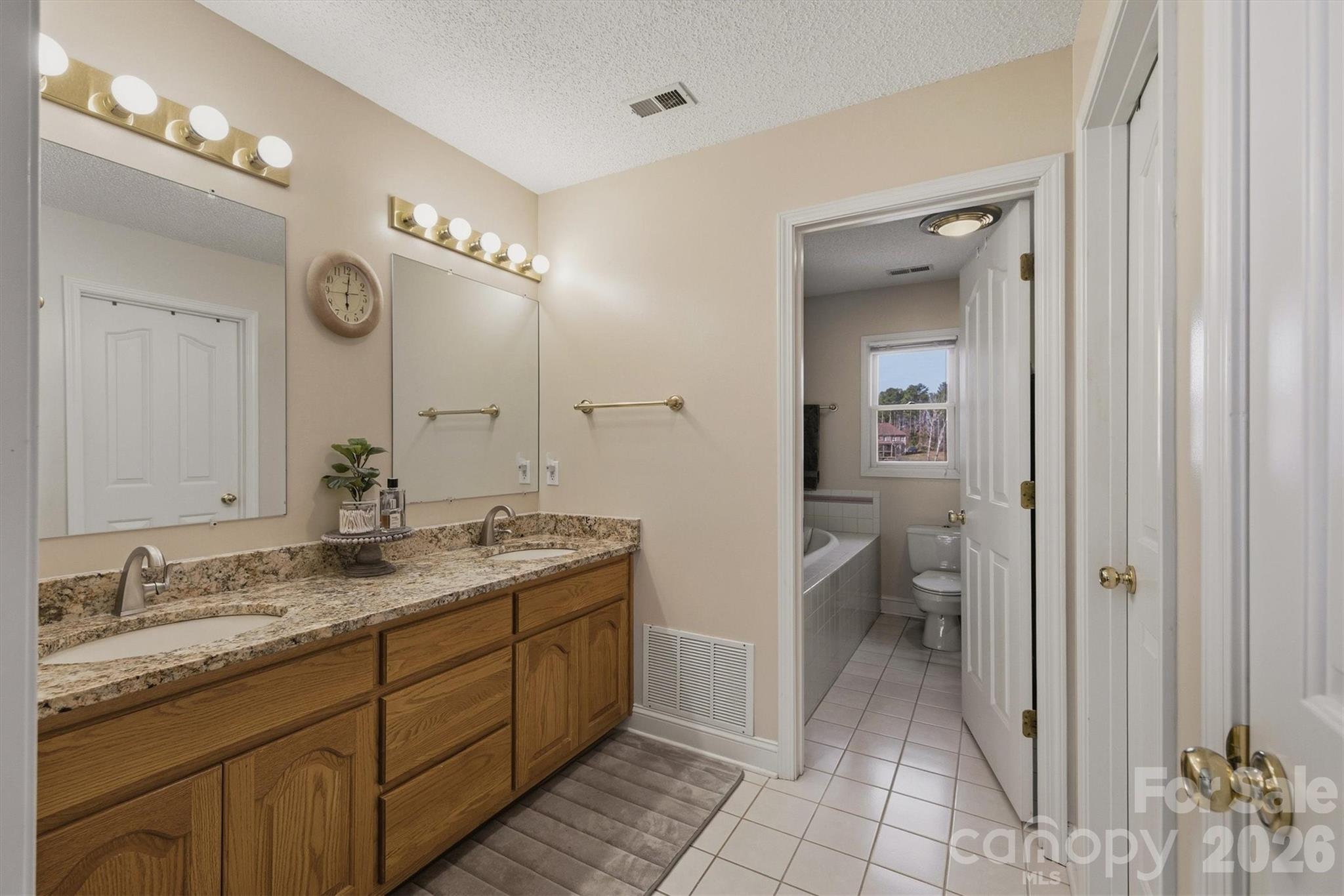 46 Mariners Point Lane Property Photo 28