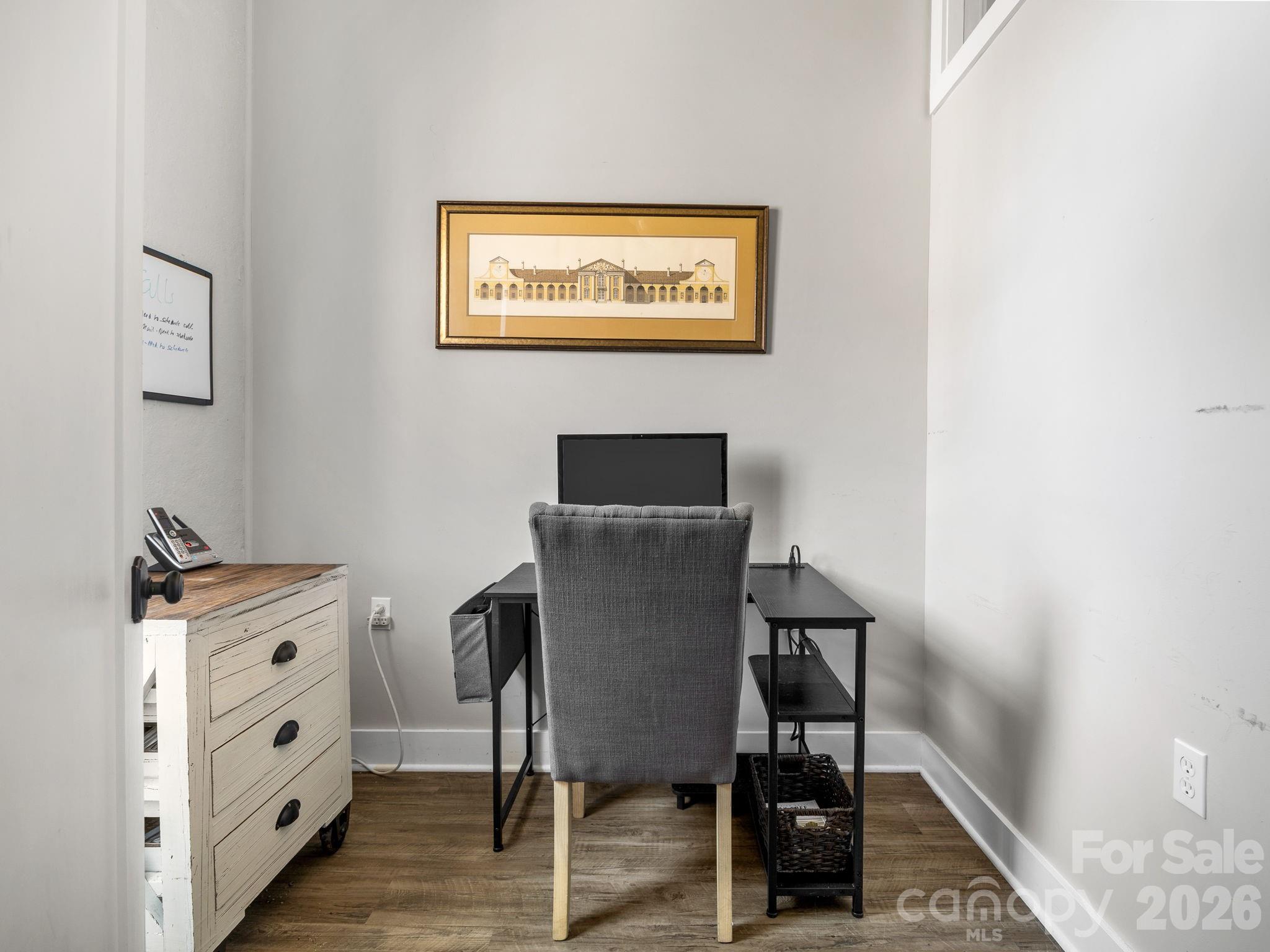 55 S Trade Street Property Photo 16