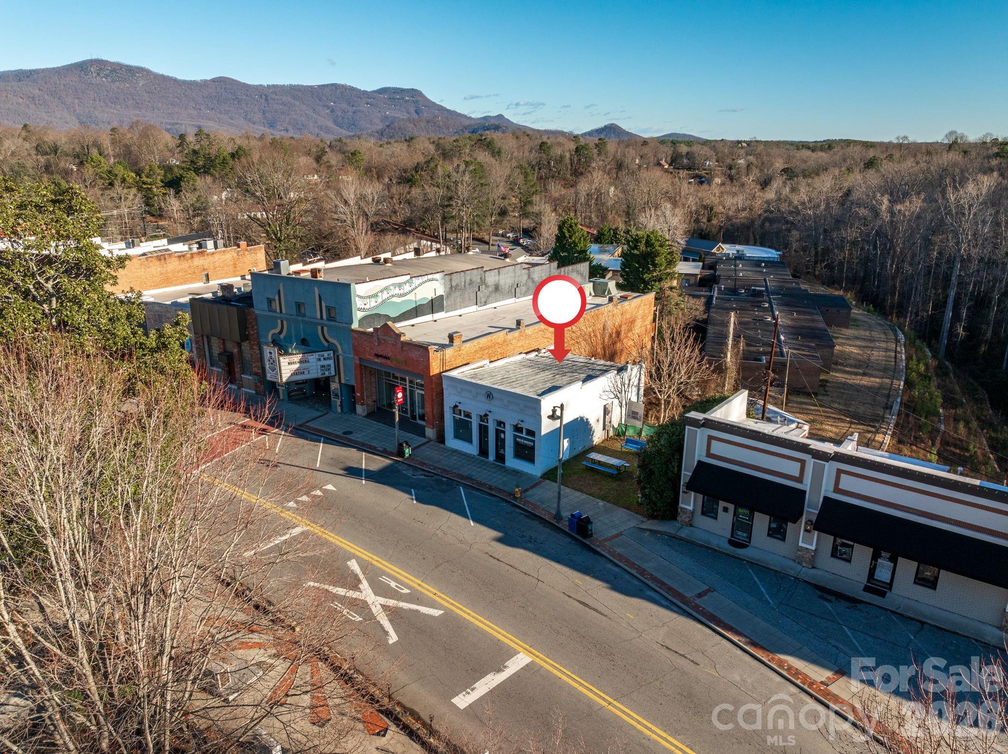 55 S Trade Street Property Photo 28