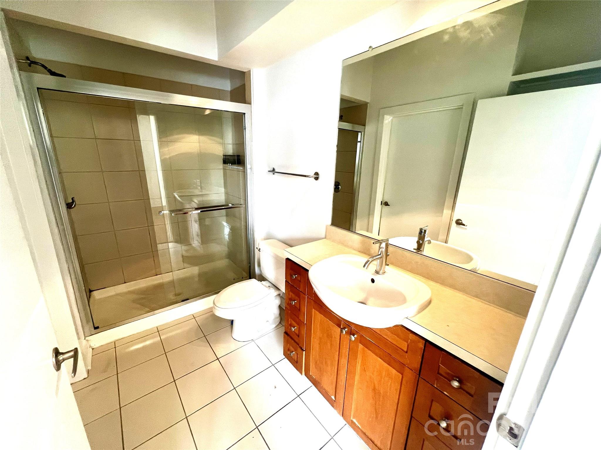 525 E 6th Street 308 Property Photo 11