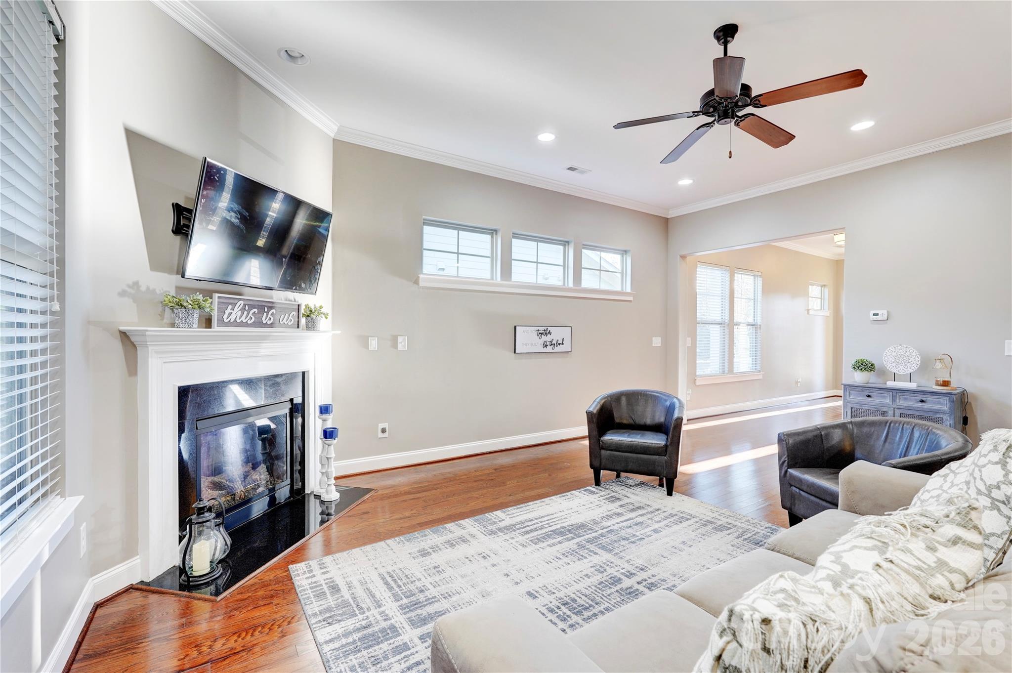 3246 Kelsey Plaza Property Photo 16