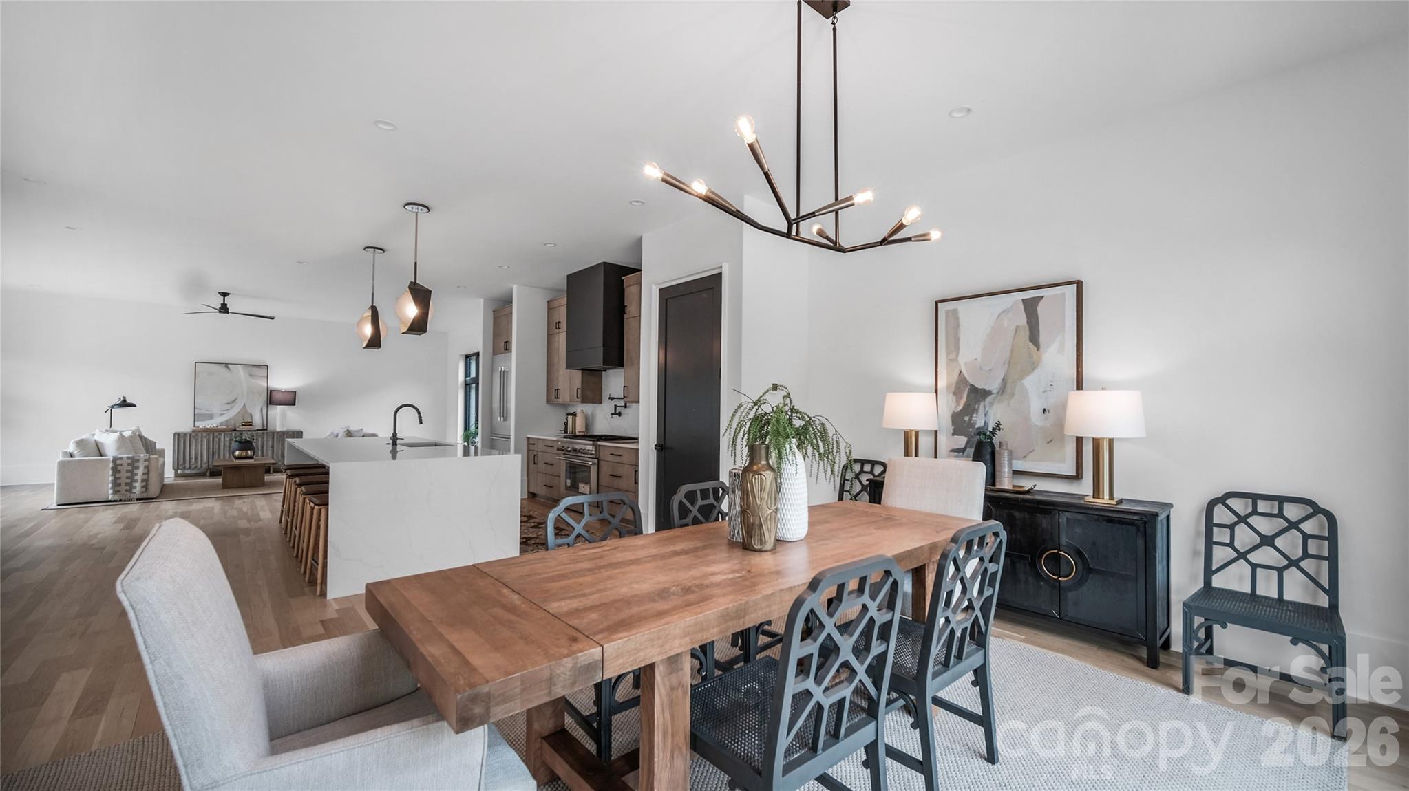1511 Waverly Avenue Property Photo 11