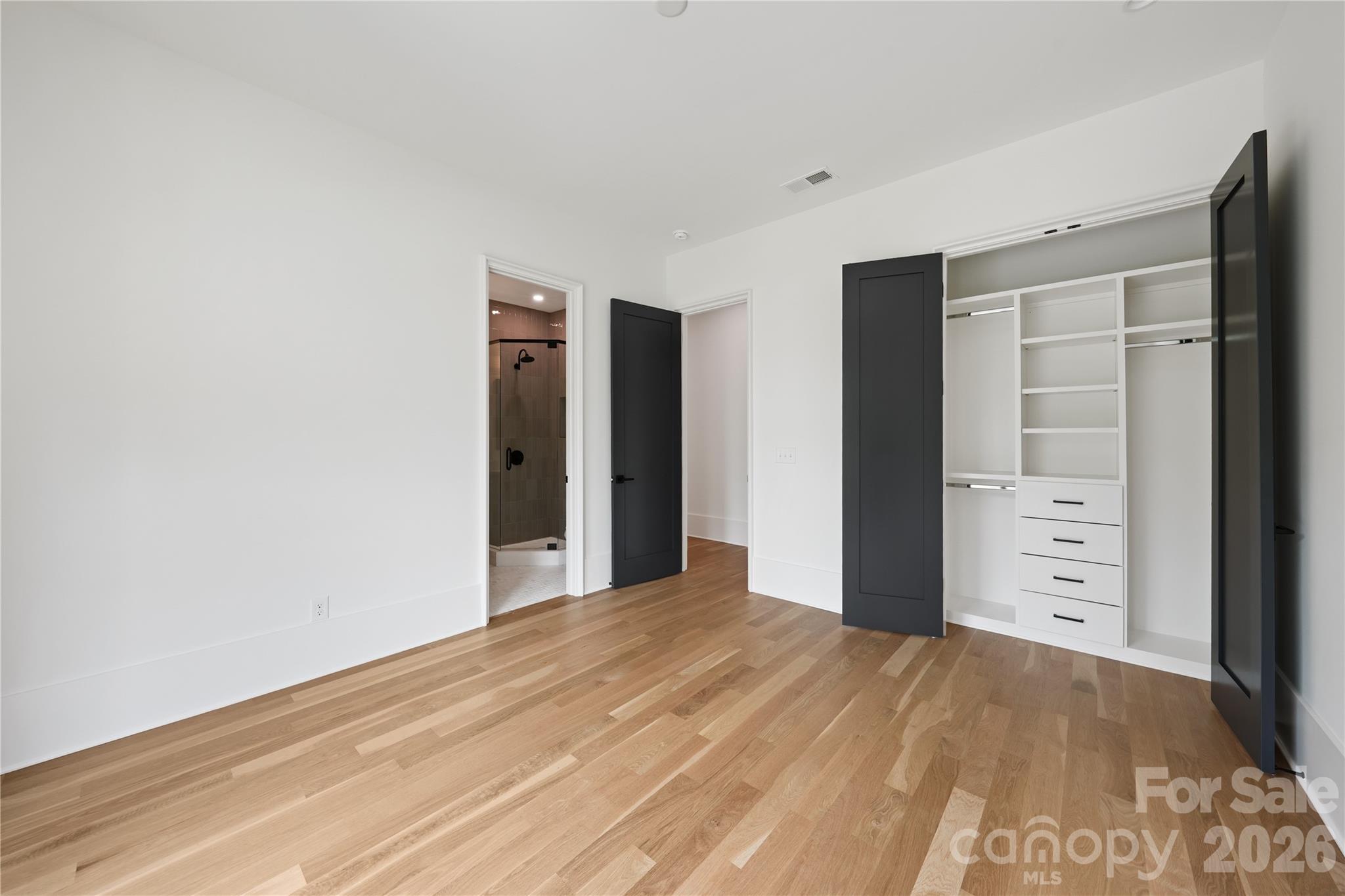 1511 Waverly Avenue Property Photo 22